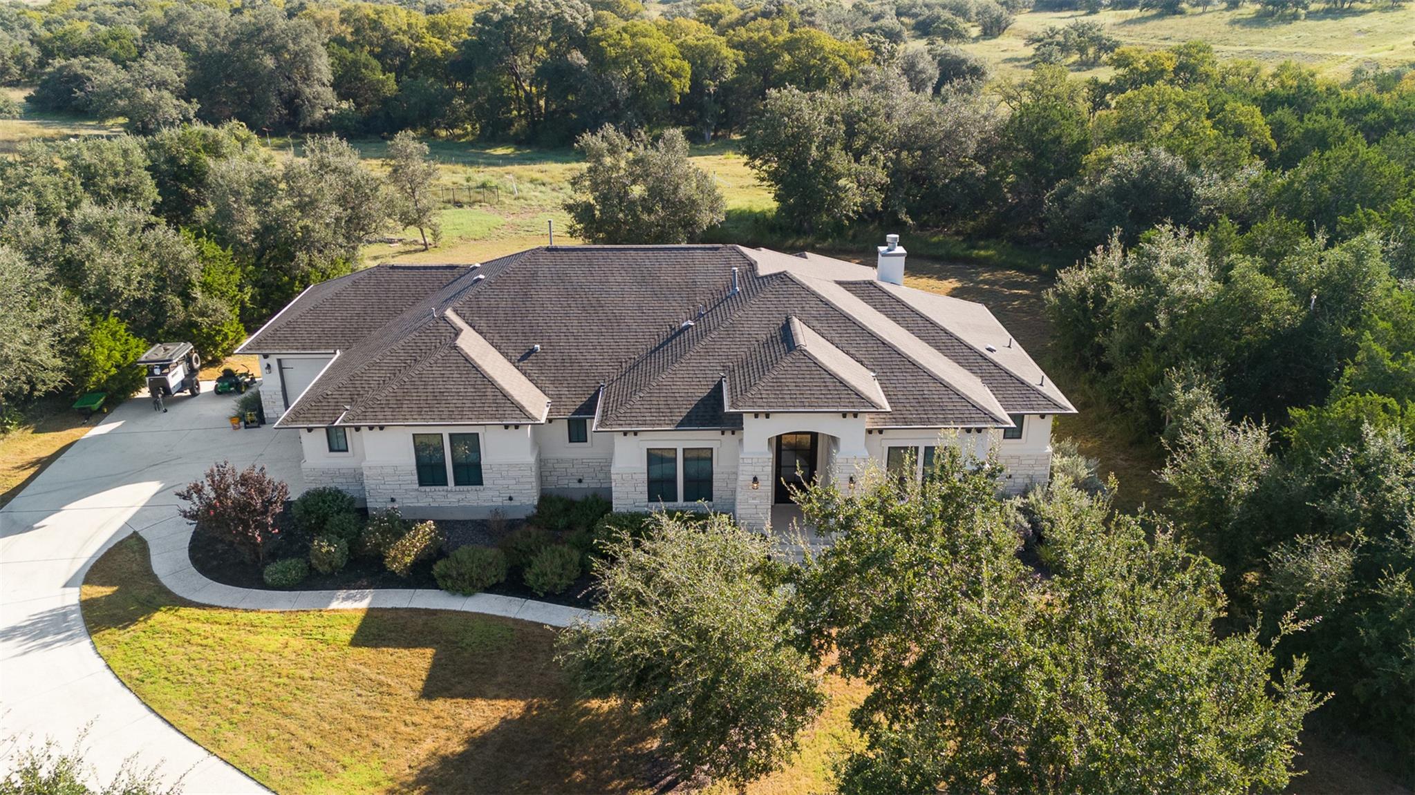 117 Nagle Ct, Liberty Hill, TX 78642