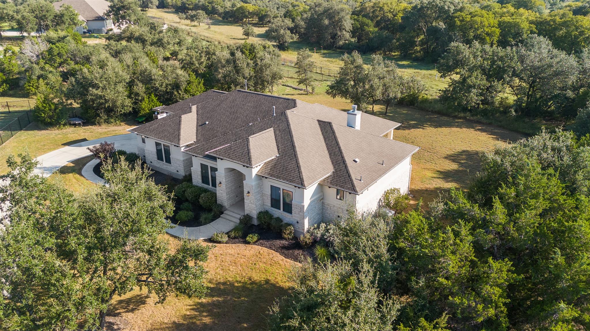 117 Nagle Ct, Liberty Hill, TX 78642