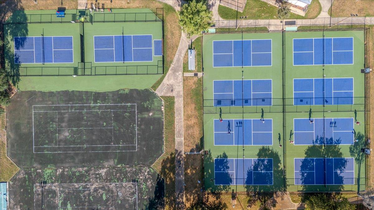 141 Tahitian Dr, Bastrop, TX 78602