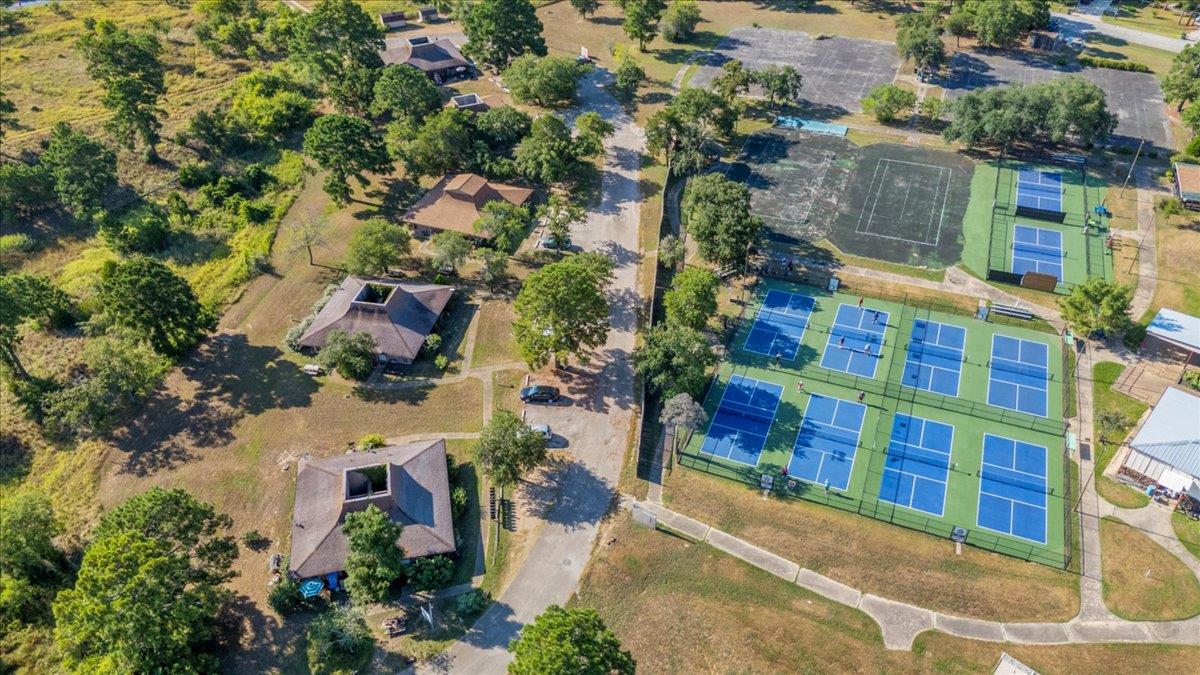 141 Tahitian Dr, Bastrop, TX 78602