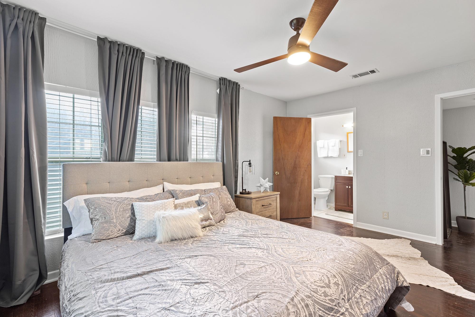 3005 Menchaca Rd, Austin, TX 78704