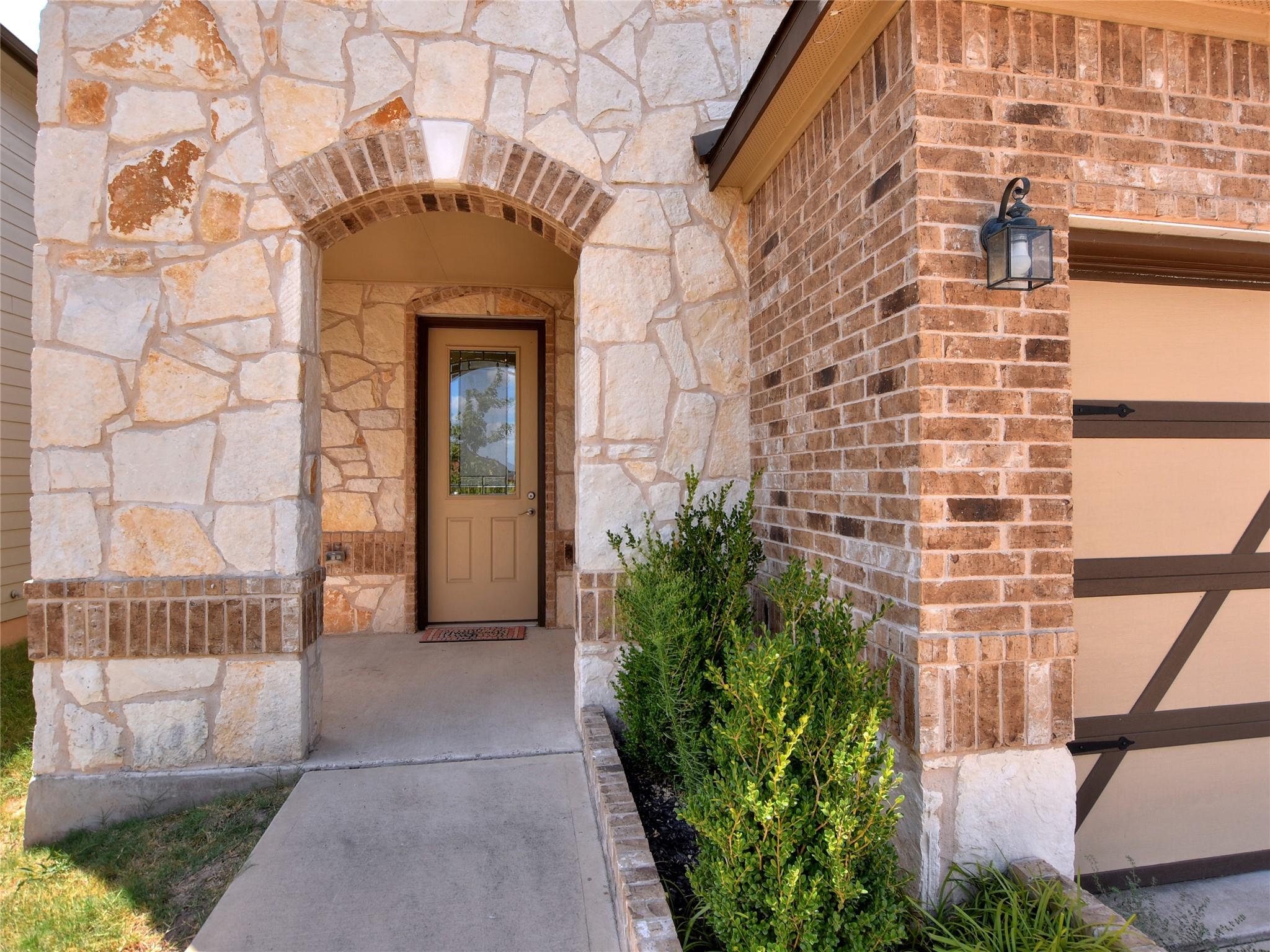 6809 Sunderland Trl, Austin, TX 78747