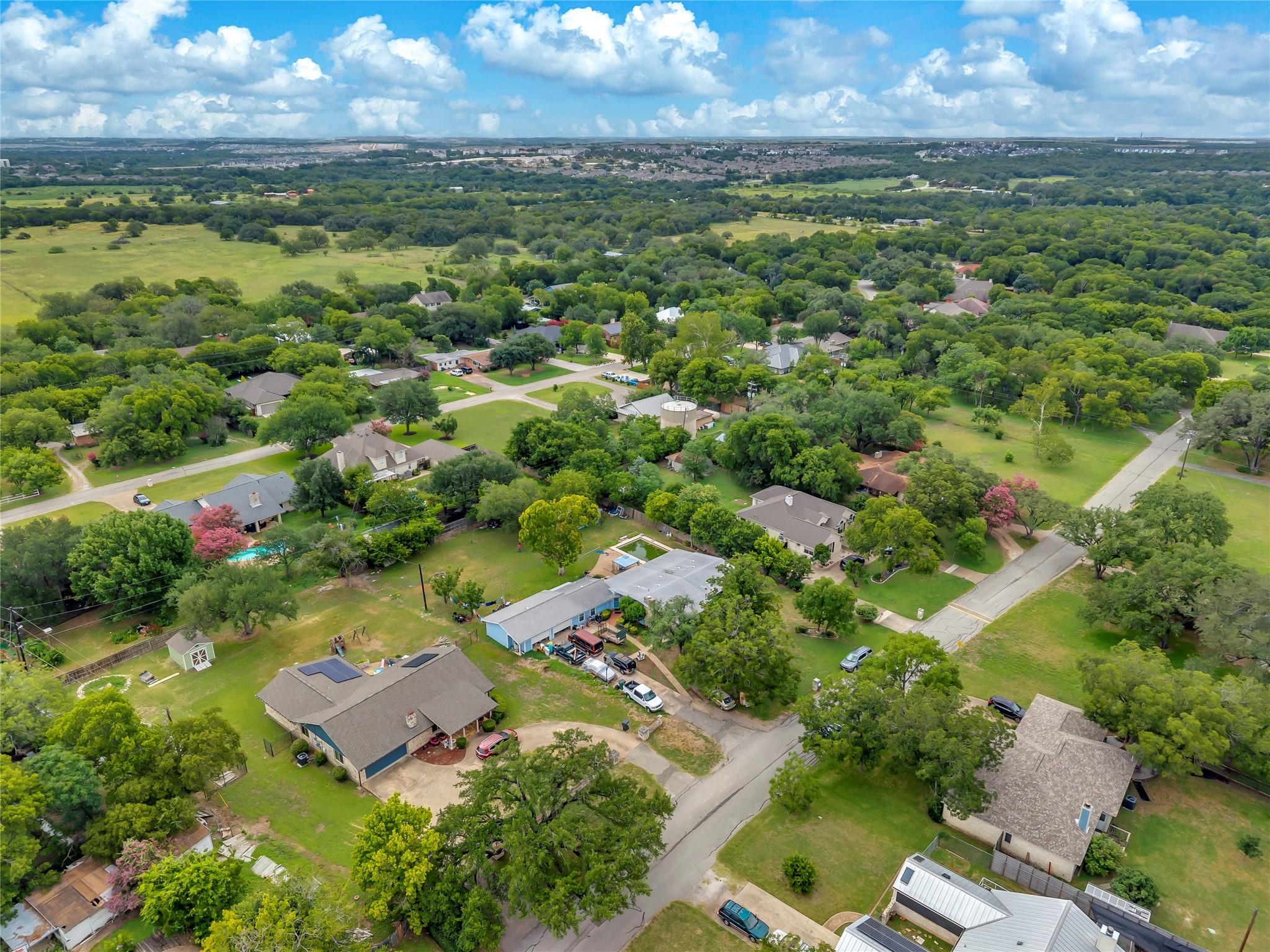 11909 Bluebonnet Ln, Manchaca, TX 78652