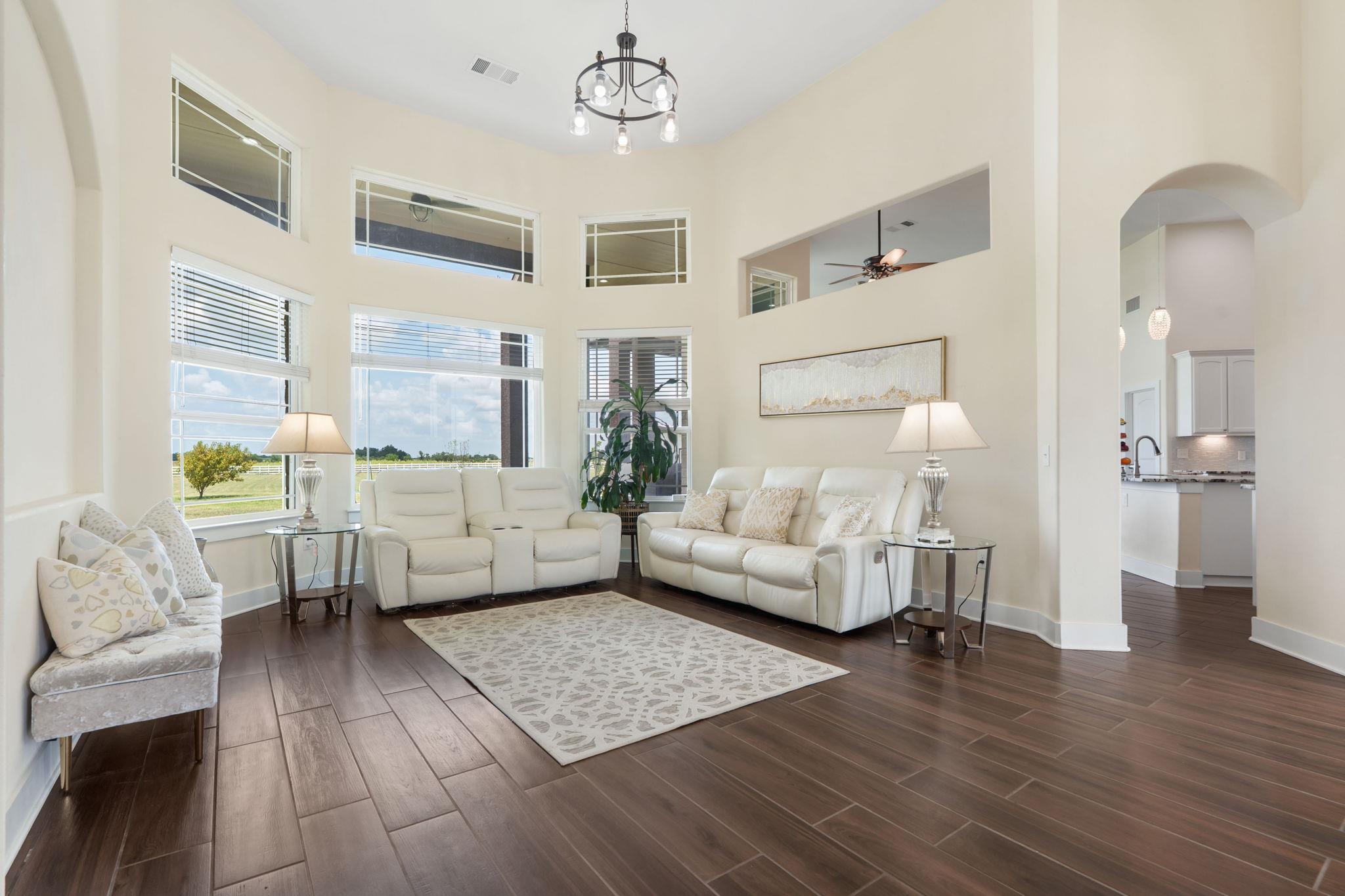 1050 Fm 619 Rd, Taylor, TX 76574