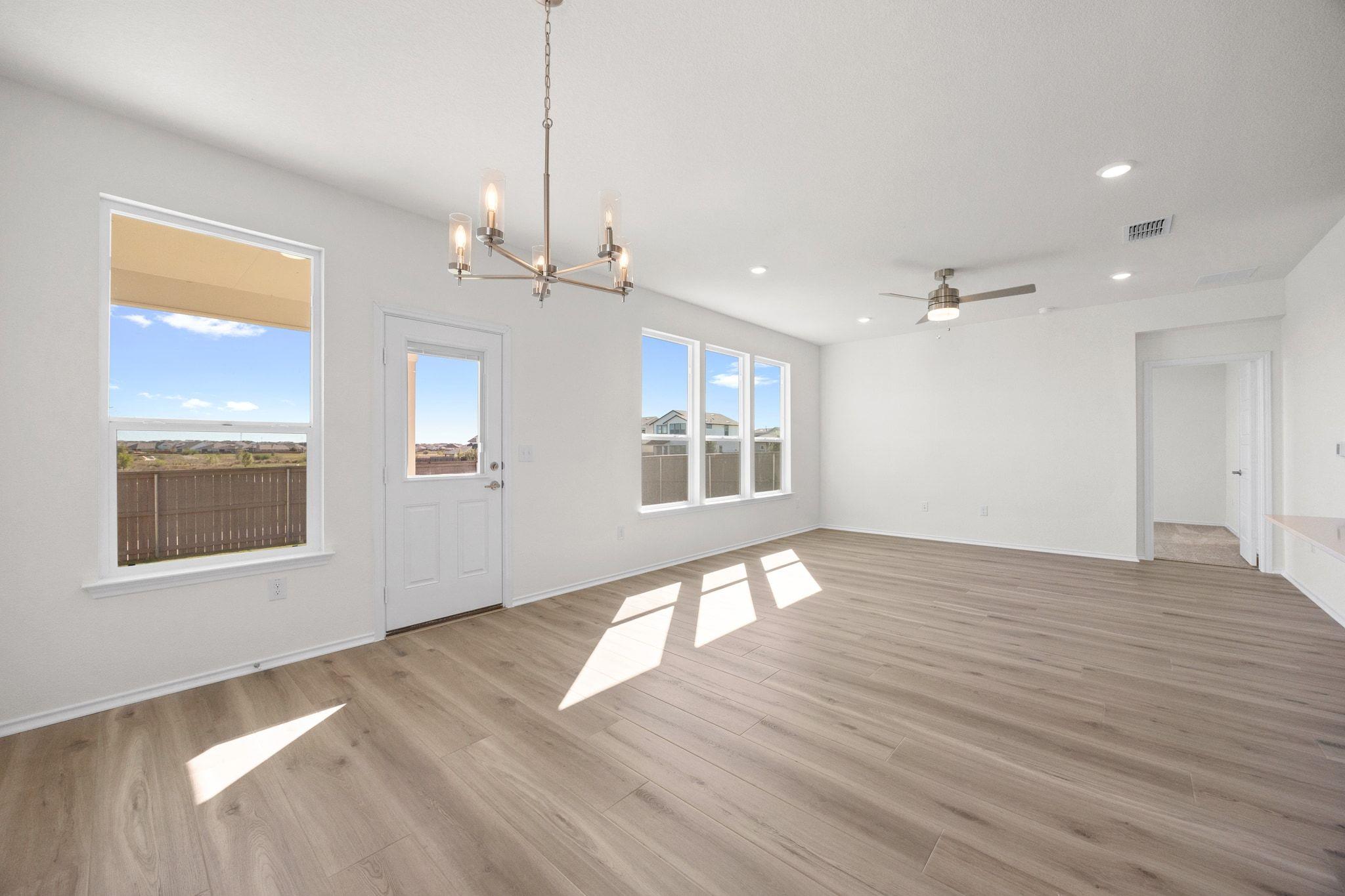 8303 Knoxville Trl, Austin, TX 78744