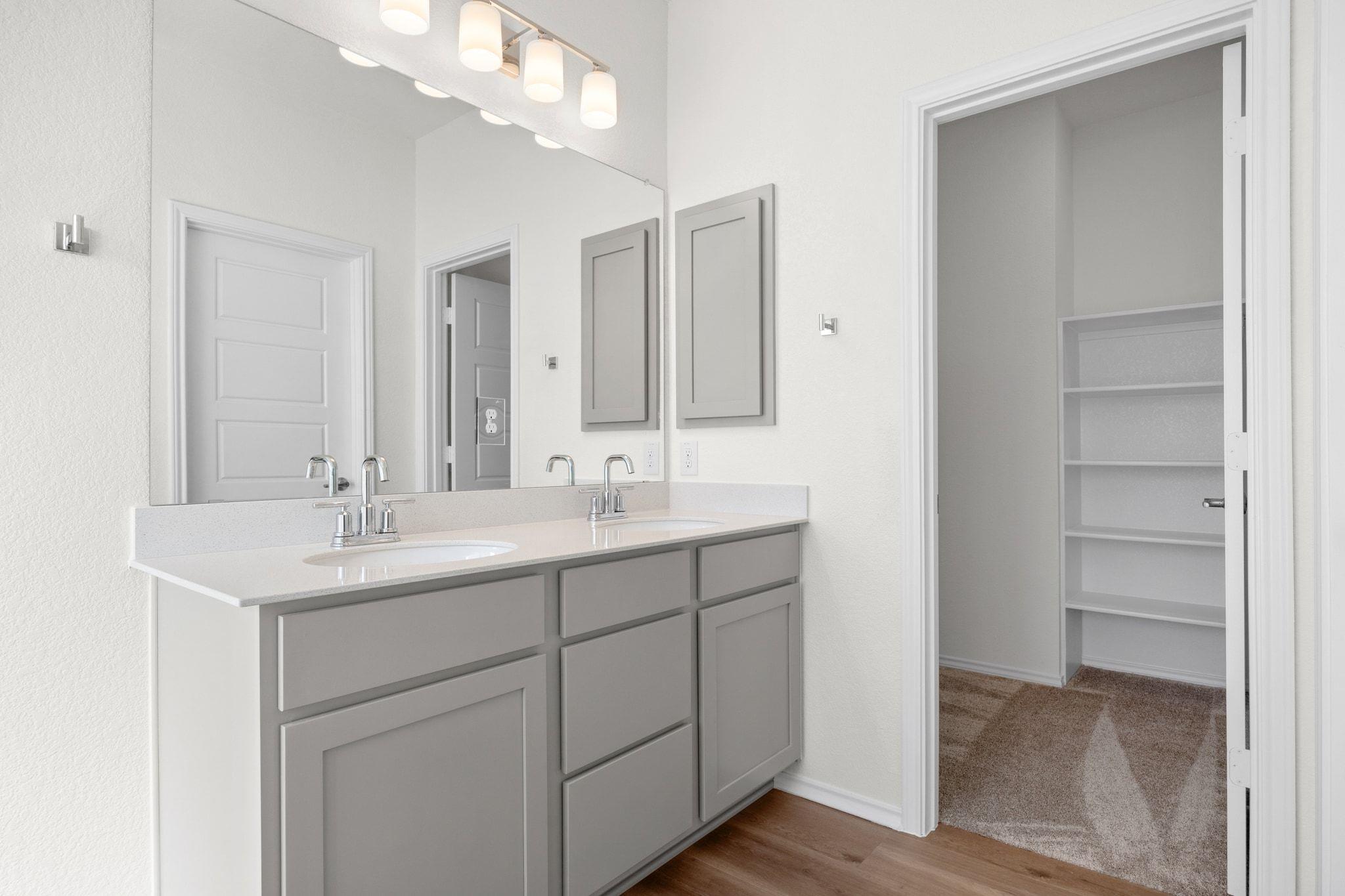 8303 Knoxville Trl, Austin, TX 78744