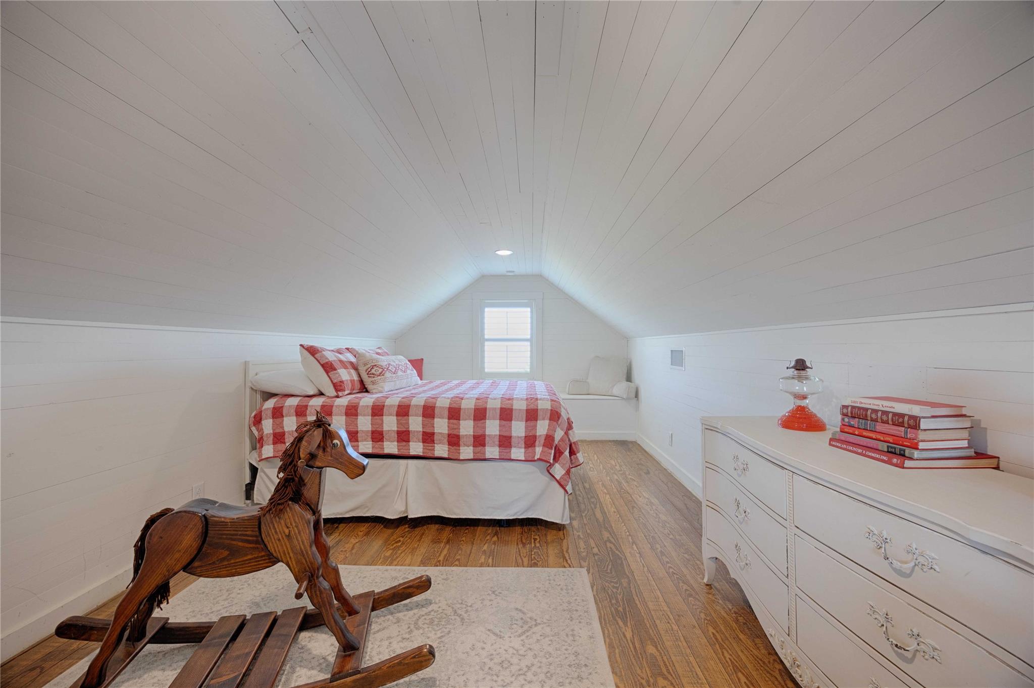 2210 FM 615, Schulenburg, TX 78956