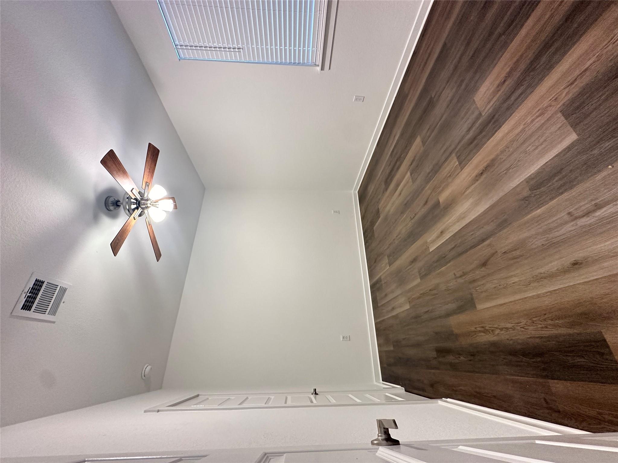 117 Cupreata Ln, Leander, TX 78641