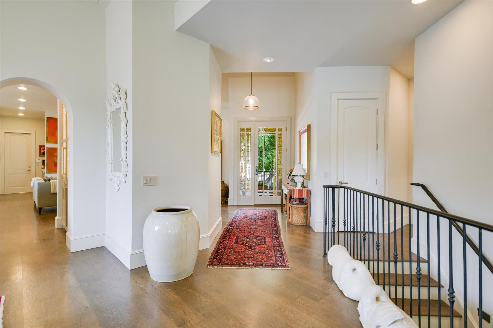 2305 Barton Creek Blvd # 20, Austin, TX 78735