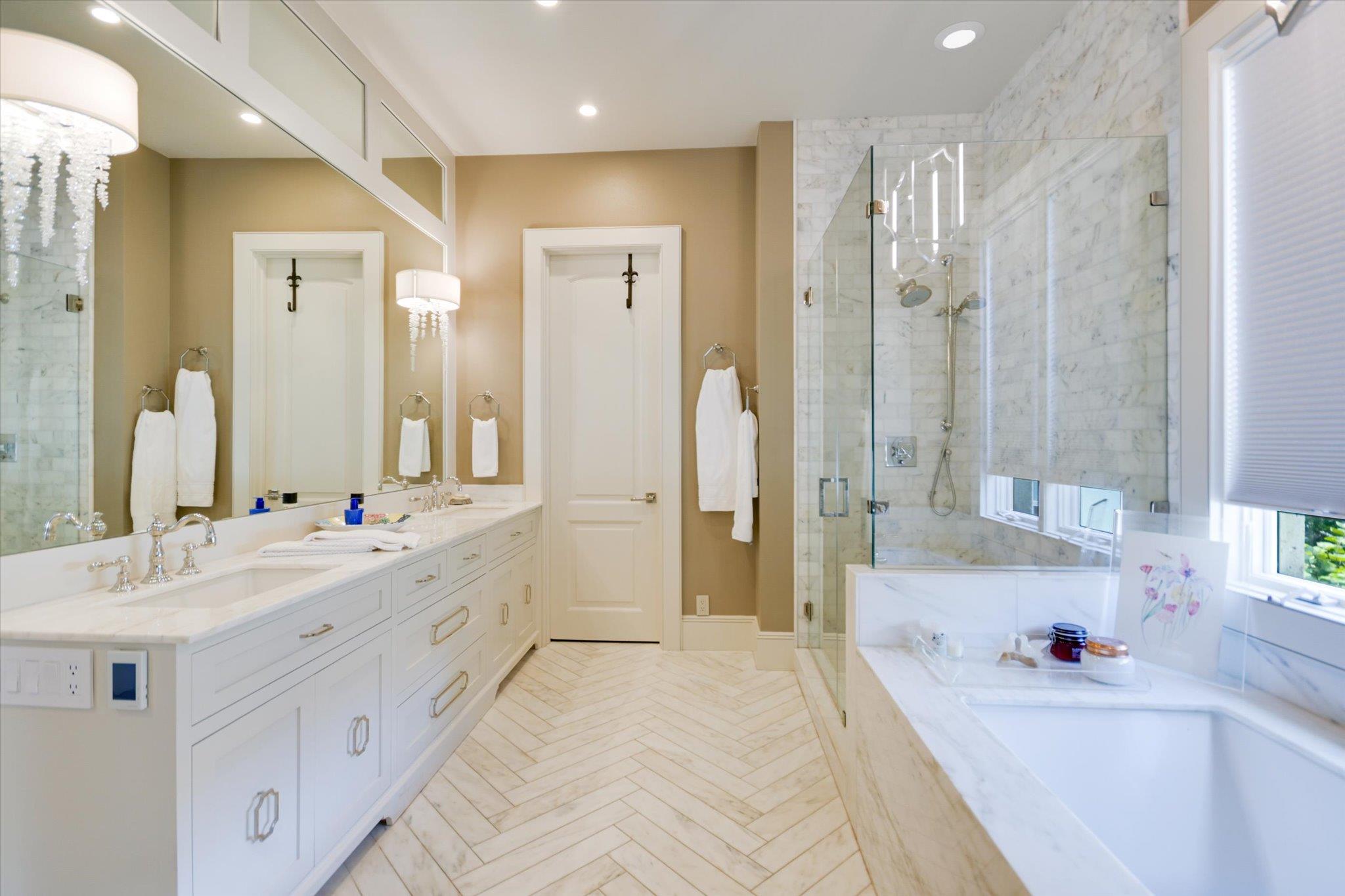 2305 Barton Creek Blvd # 20, Austin, TX 78735