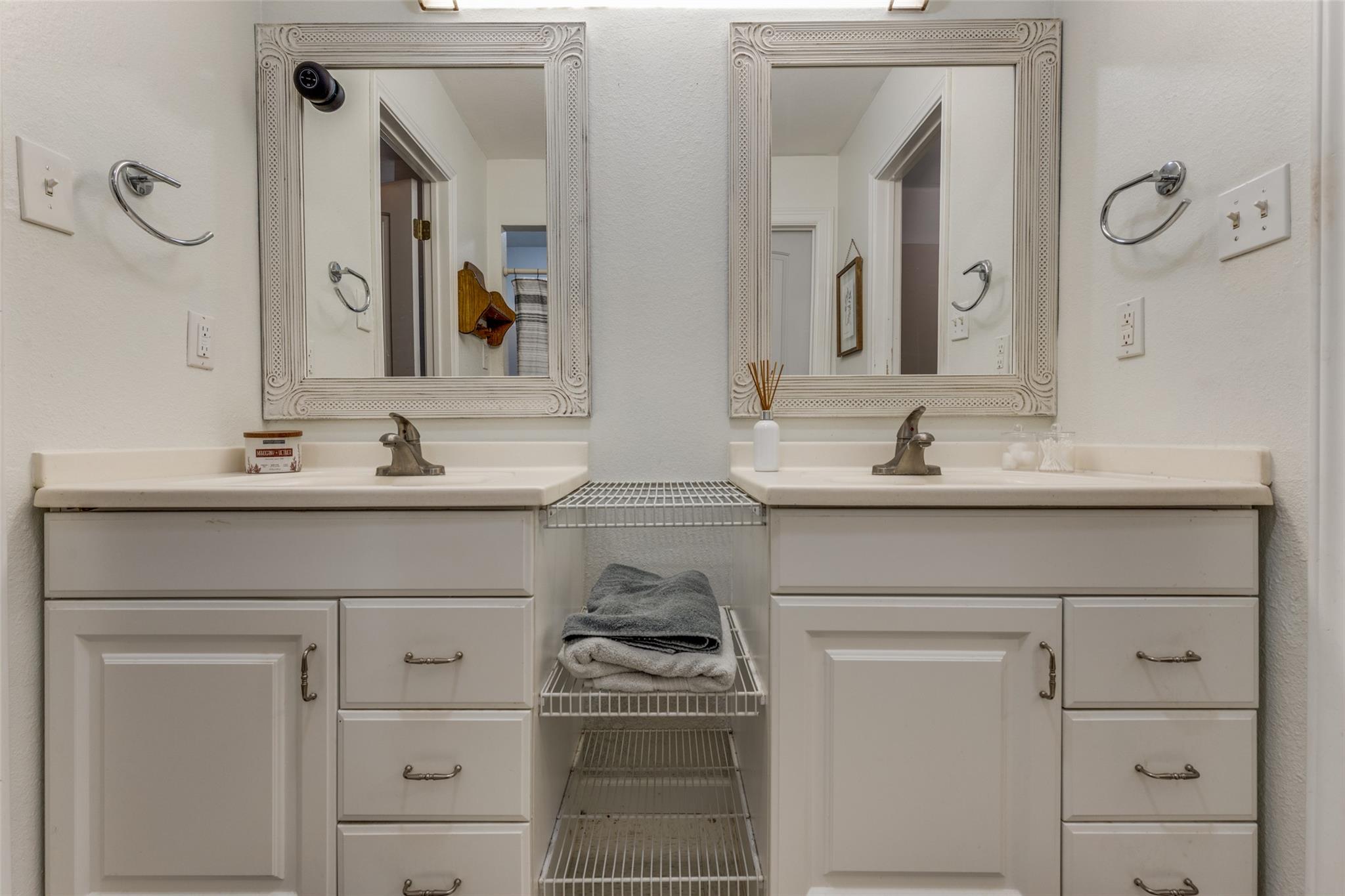 32227 White Wing Dr, Waller, TX 77484