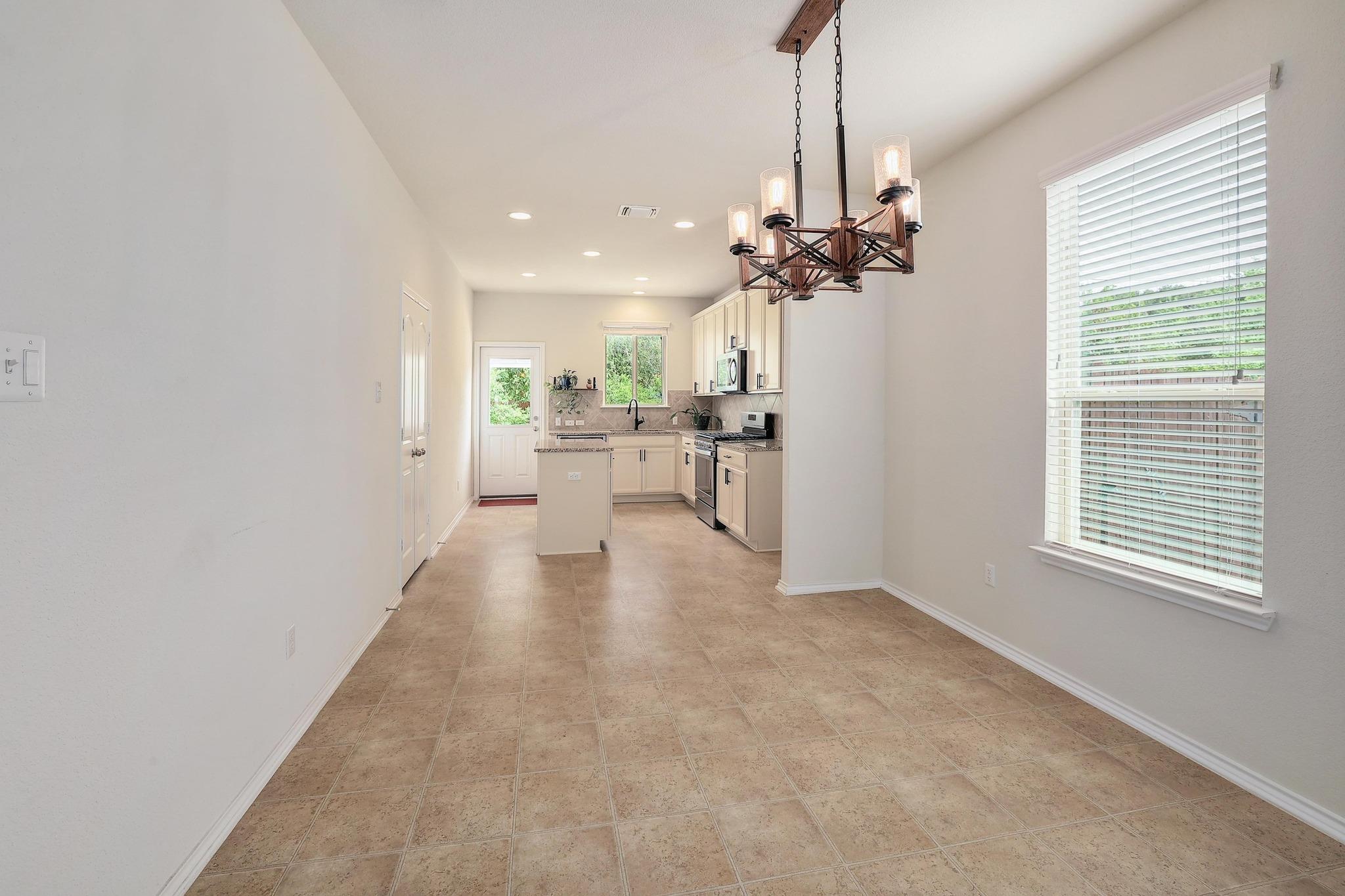 1924 Cliffbrake Way, Georgetown, TX 78626