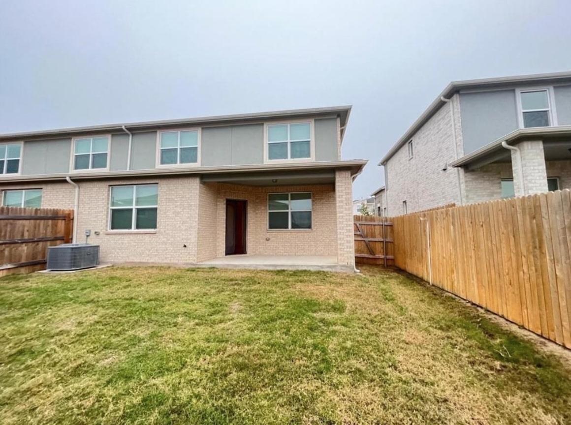 1032 Winnsboro Loop, Round Rock, TX 78664