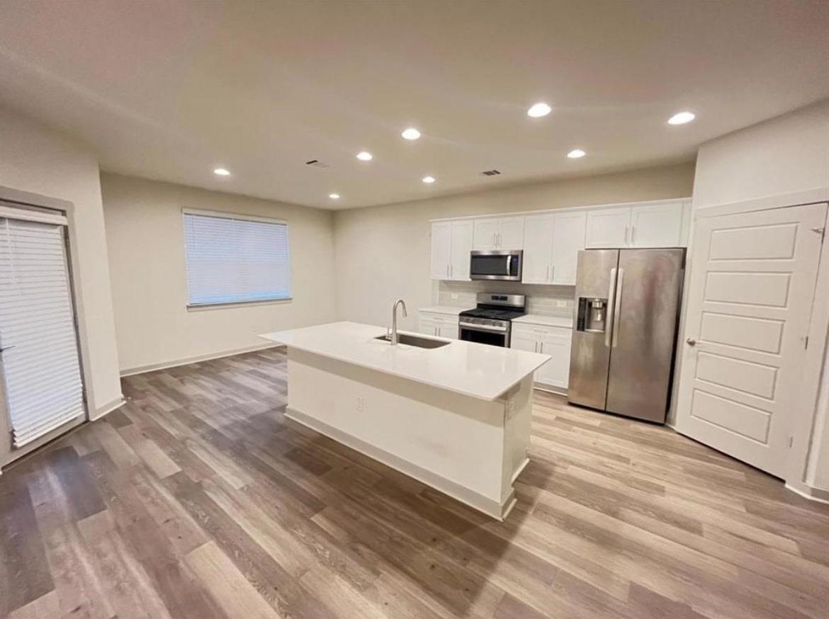 1032 Winnsboro Loop, Round Rock, TX 78664