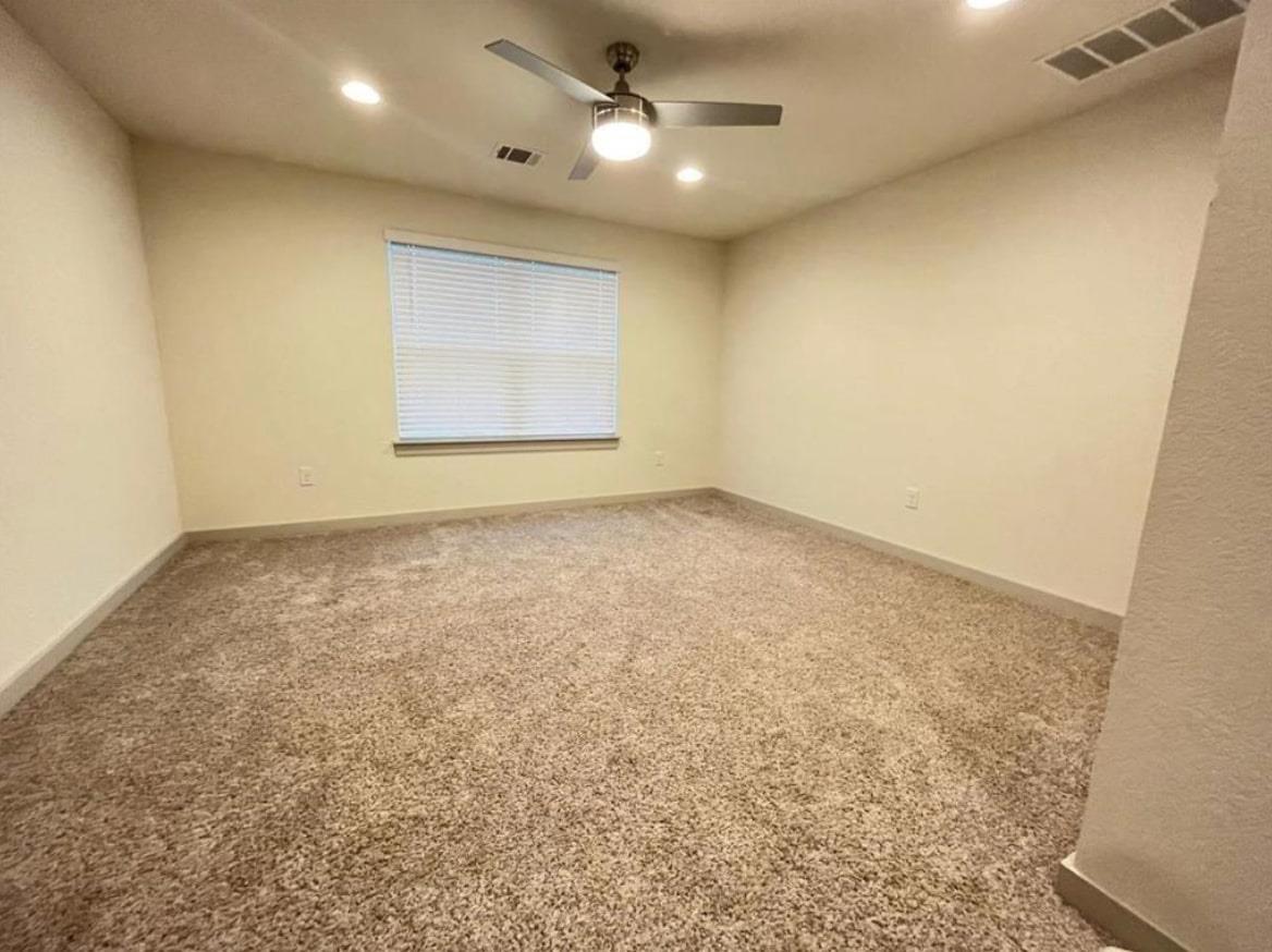 1032 Winnsboro Loop, Round Rock, TX 78664