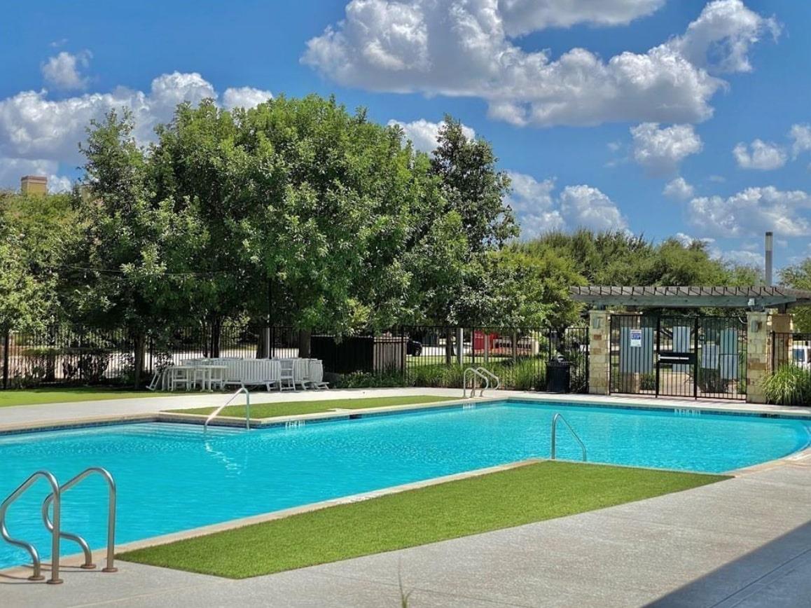 1032 Winnsboro Loop, Round Rock, TX 78664