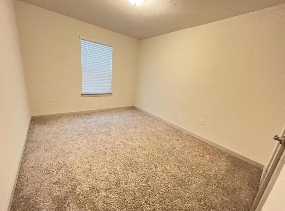 1032 Winnsboro Loop, Round Rock, TX 78664