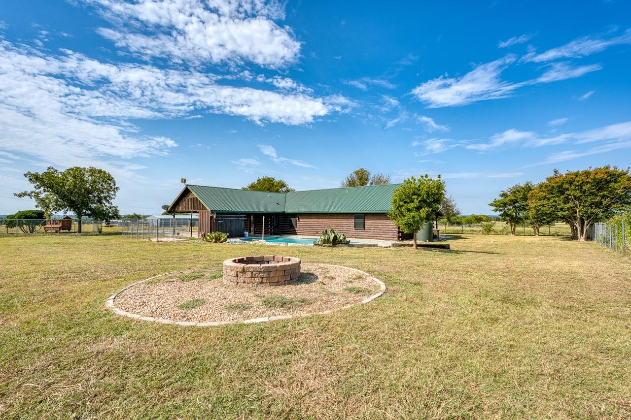 800 County Road 126, Georgetown, TX 78626