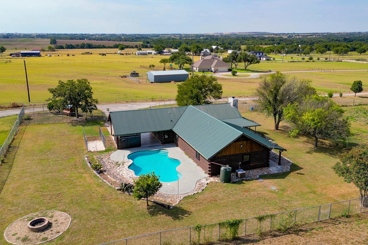 800 County Road 126, Georgetown, TX 78626