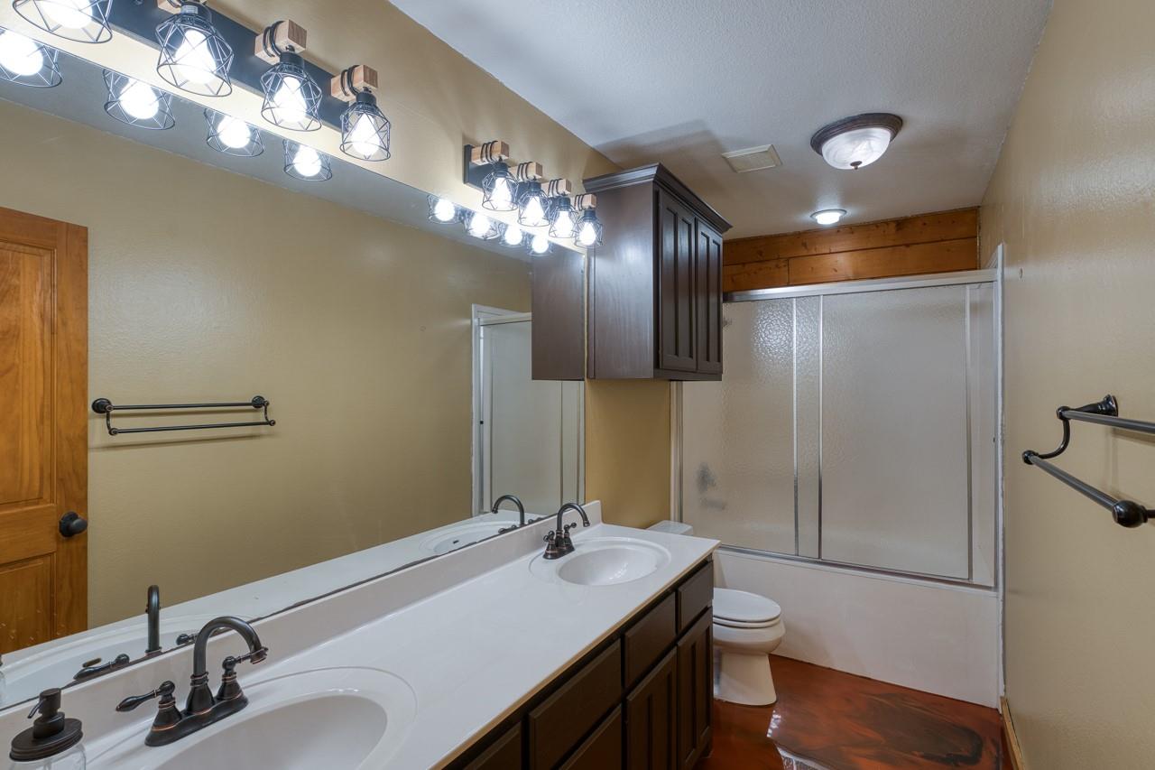 800 County Road 126, Georgetown, TX 78626