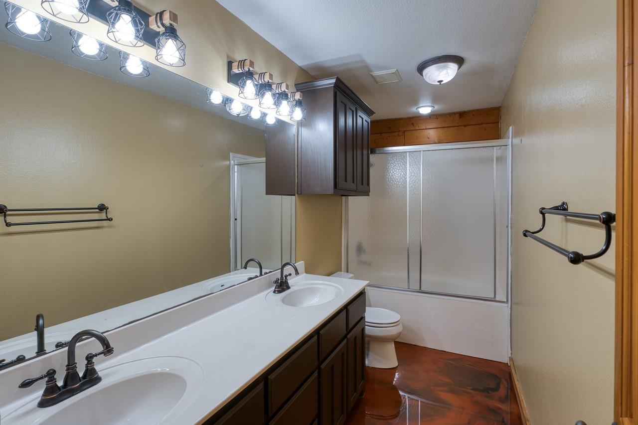 800 County Road 126, Georgetown, TX 78626