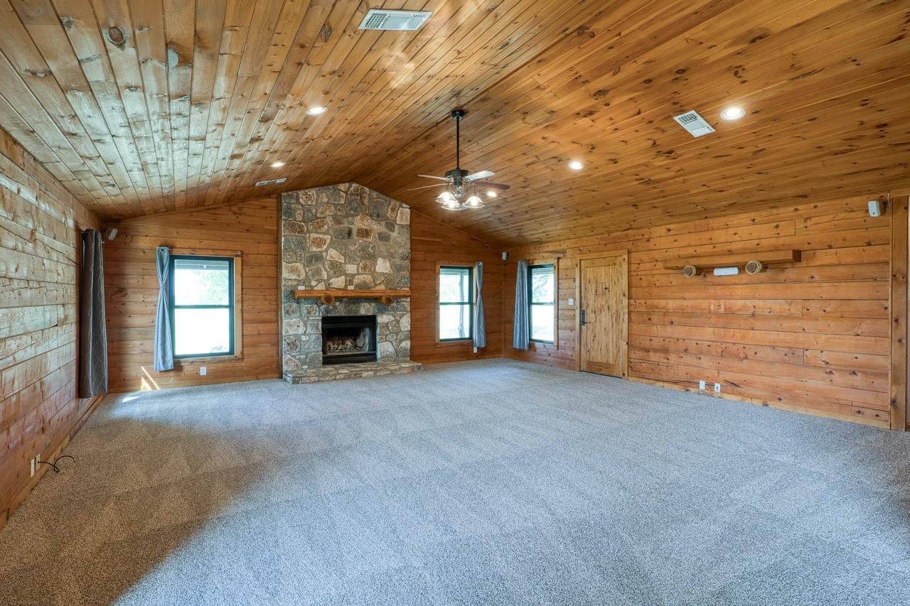 800 County Road 126, Georgetown, TX 78626