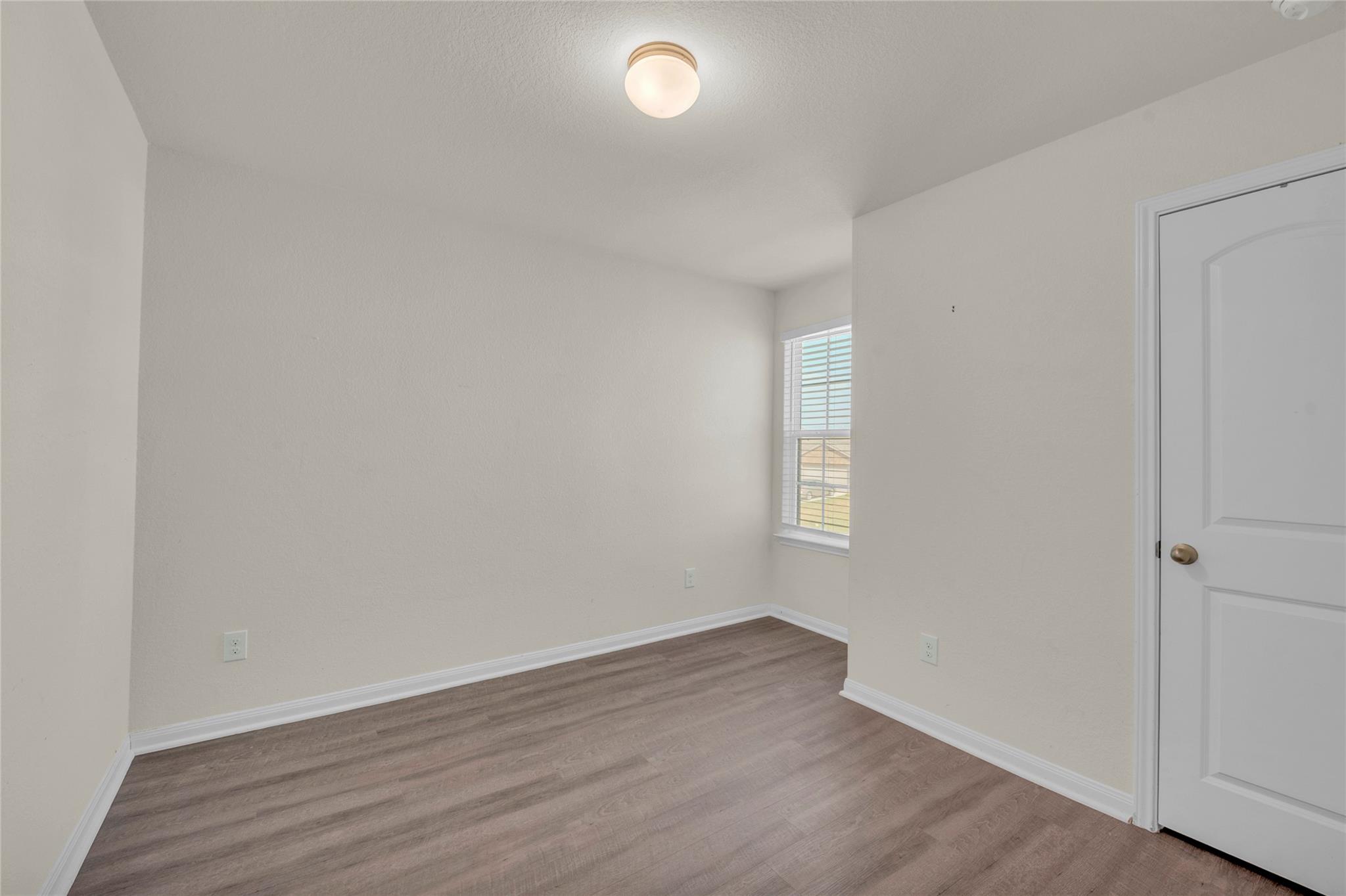 5017 Cressler Ln # 28G, Jarrell, TX 76537