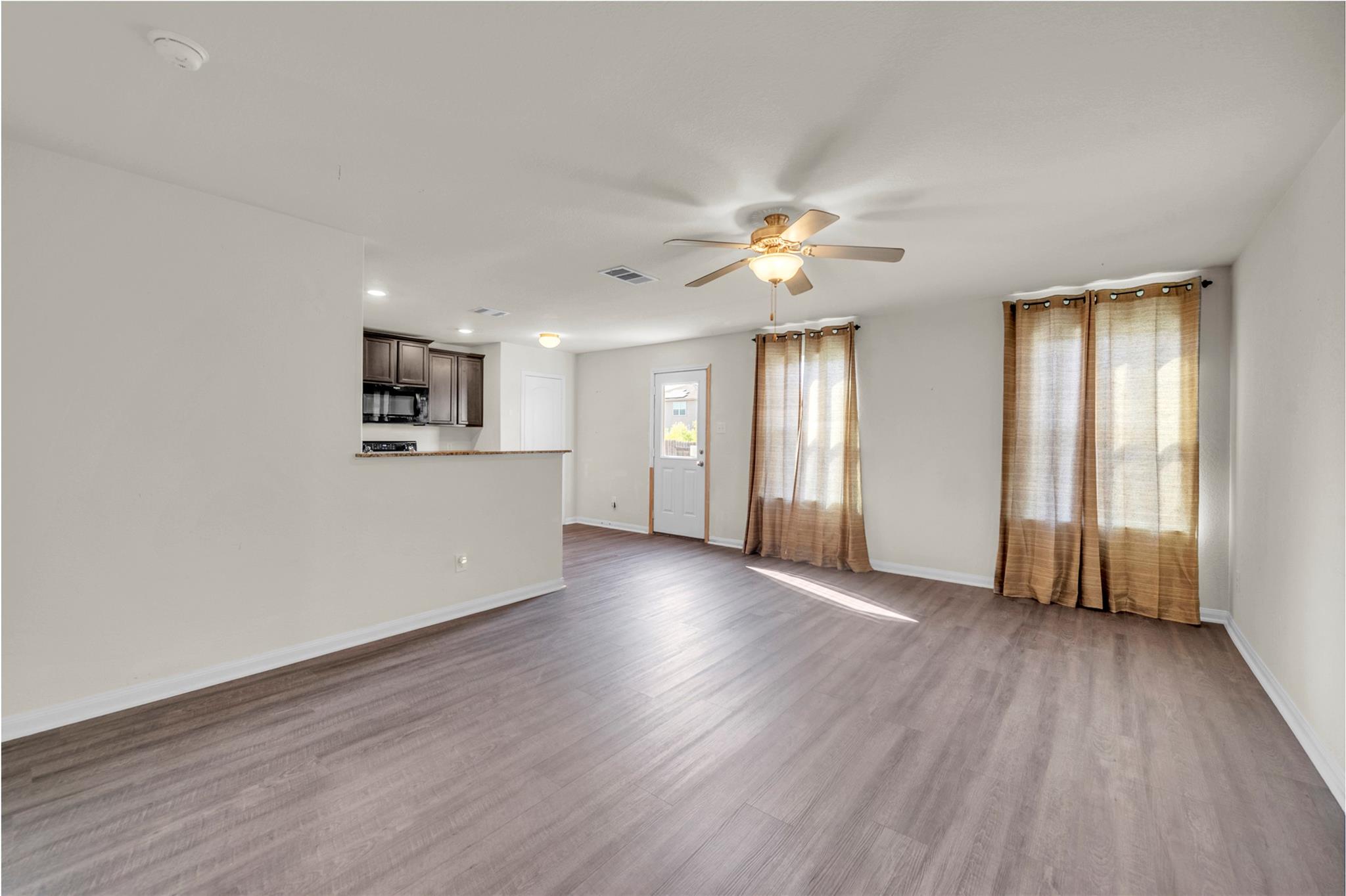 5017 Cressler Ln # 28G, Jarrell, TX 76537