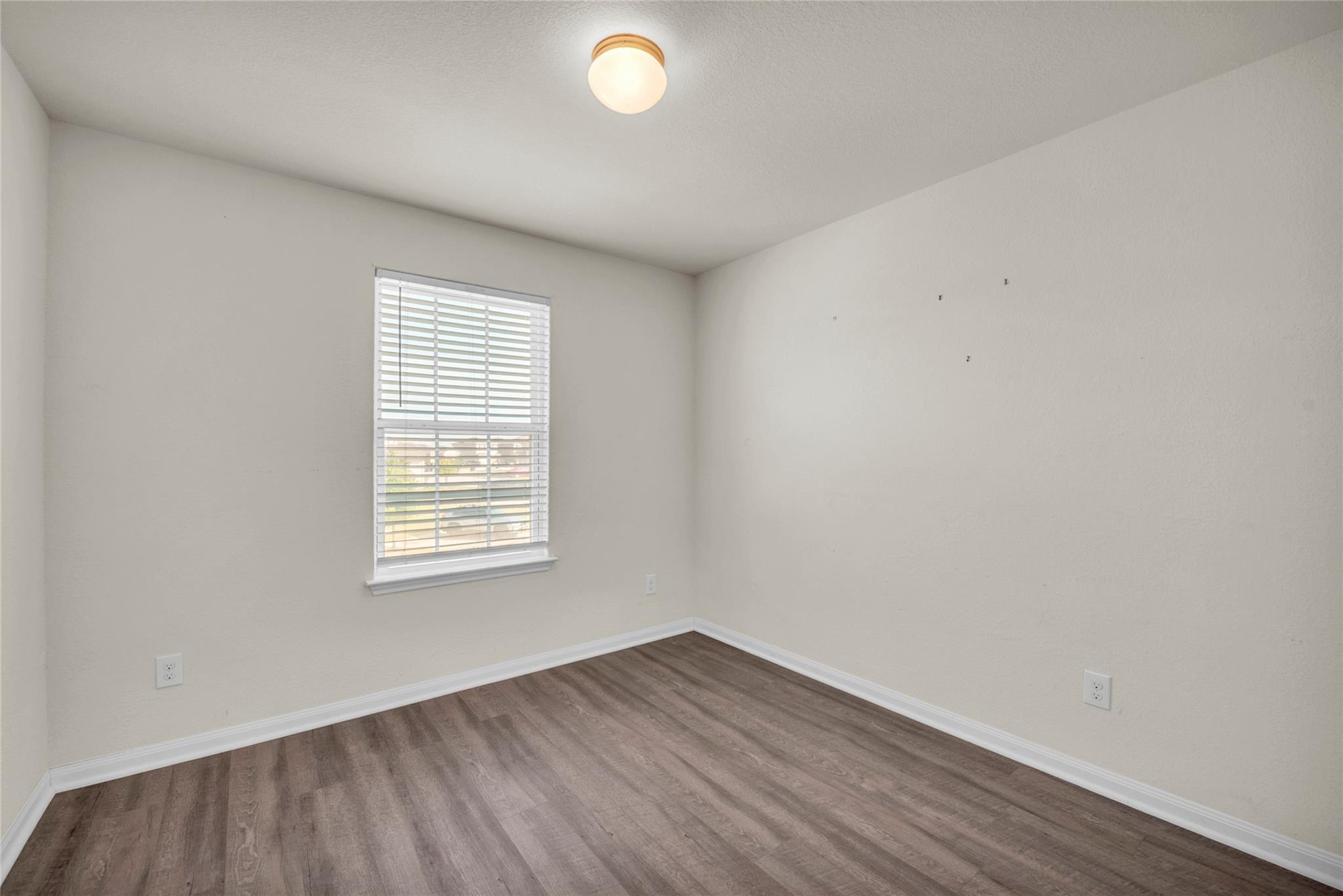 5017 Cressler Ln # 28G, Jarrell, TX 76537