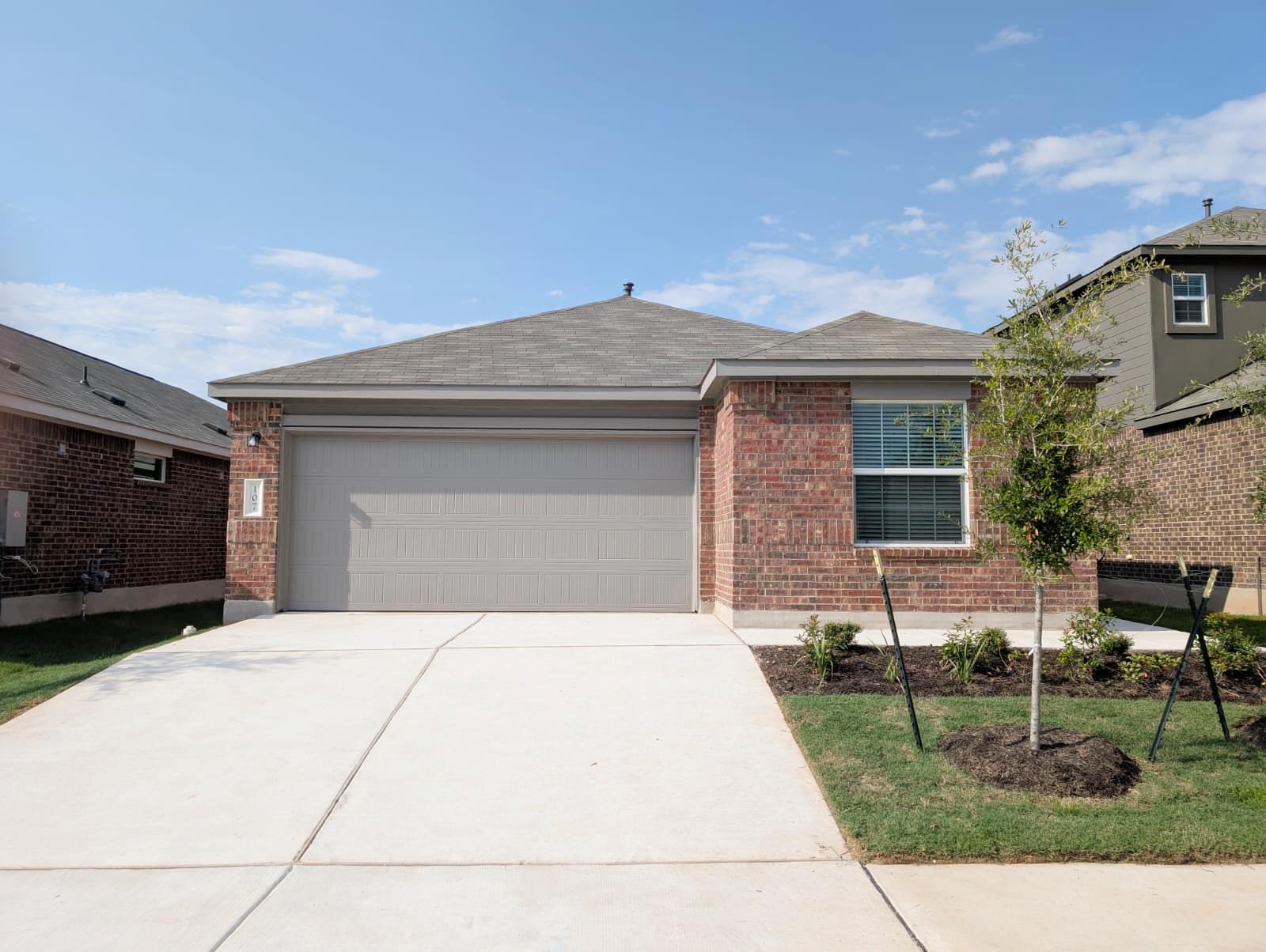 107 IMOLA St, Hutto, TX 78634