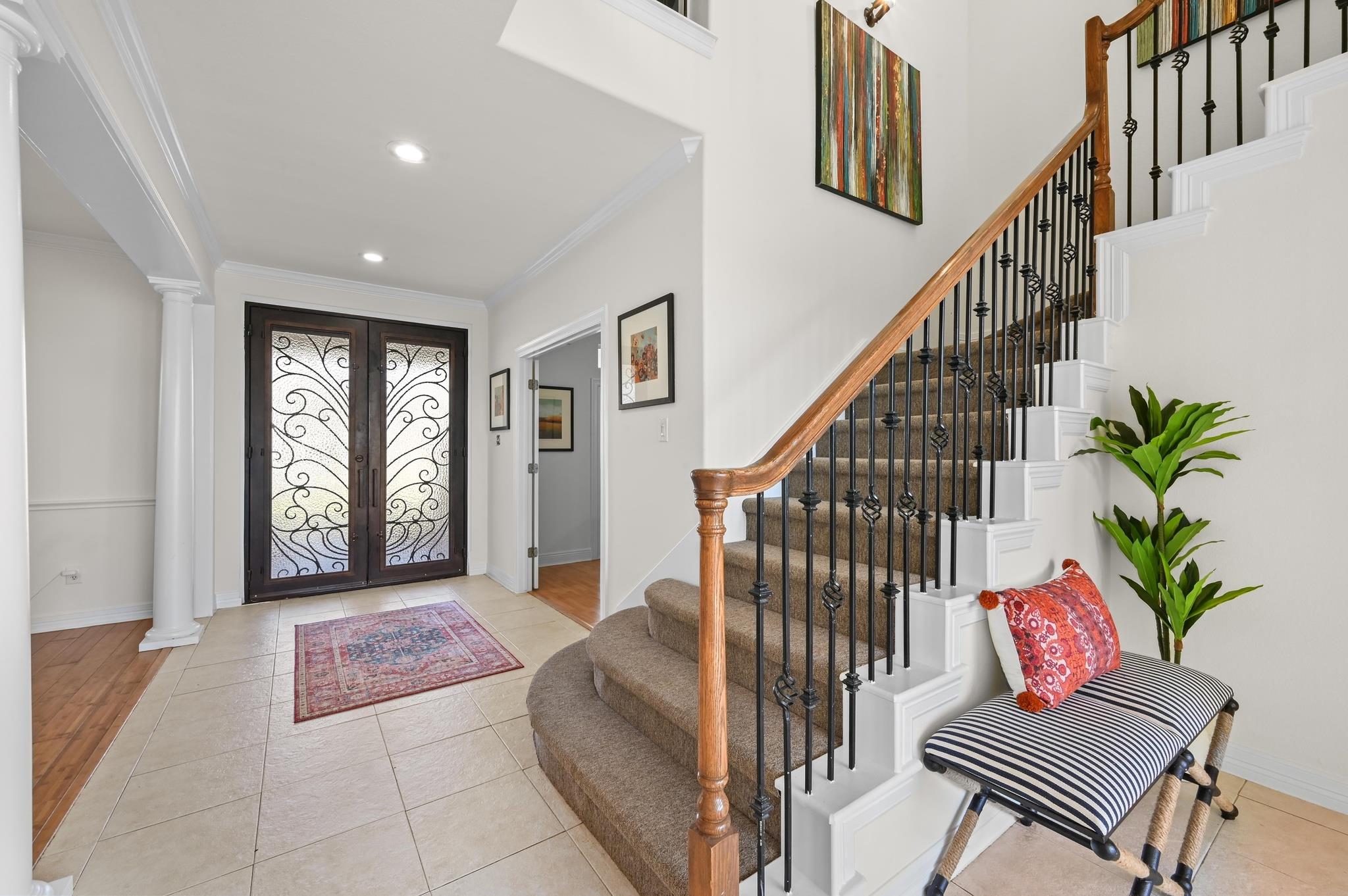 25 Lovegrass Ln, Austin, TX 78745