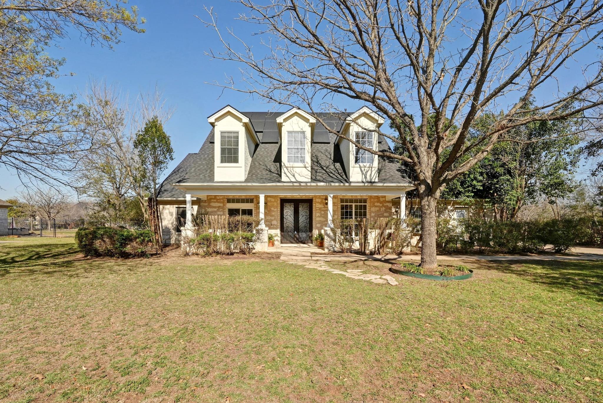 25 Lovegrass Ln, Austin, TX 78745