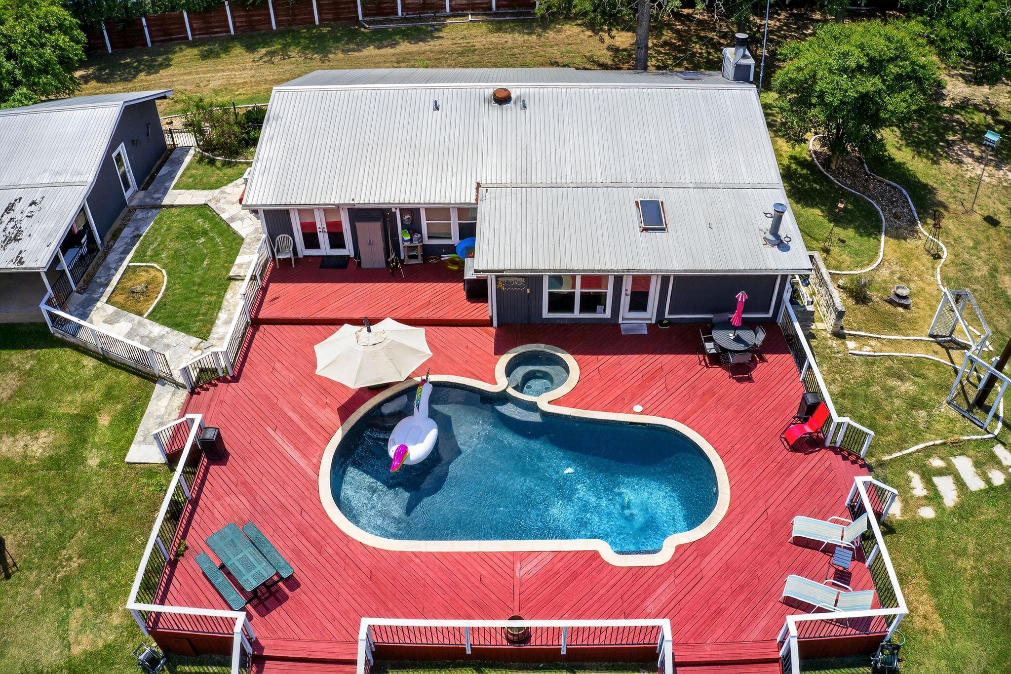 912 FM 812, Red Rock, TX 78662