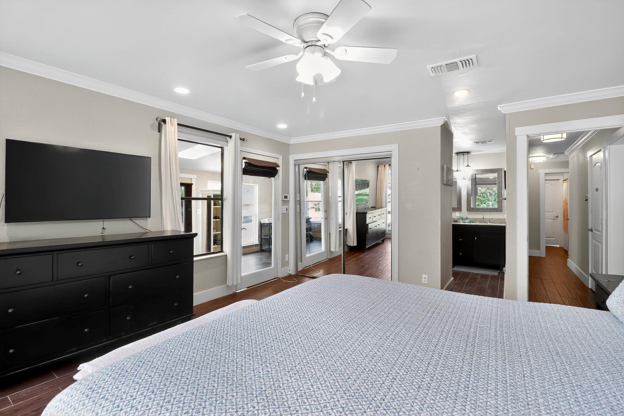 912 FM 812, Red Rock, TX 78662