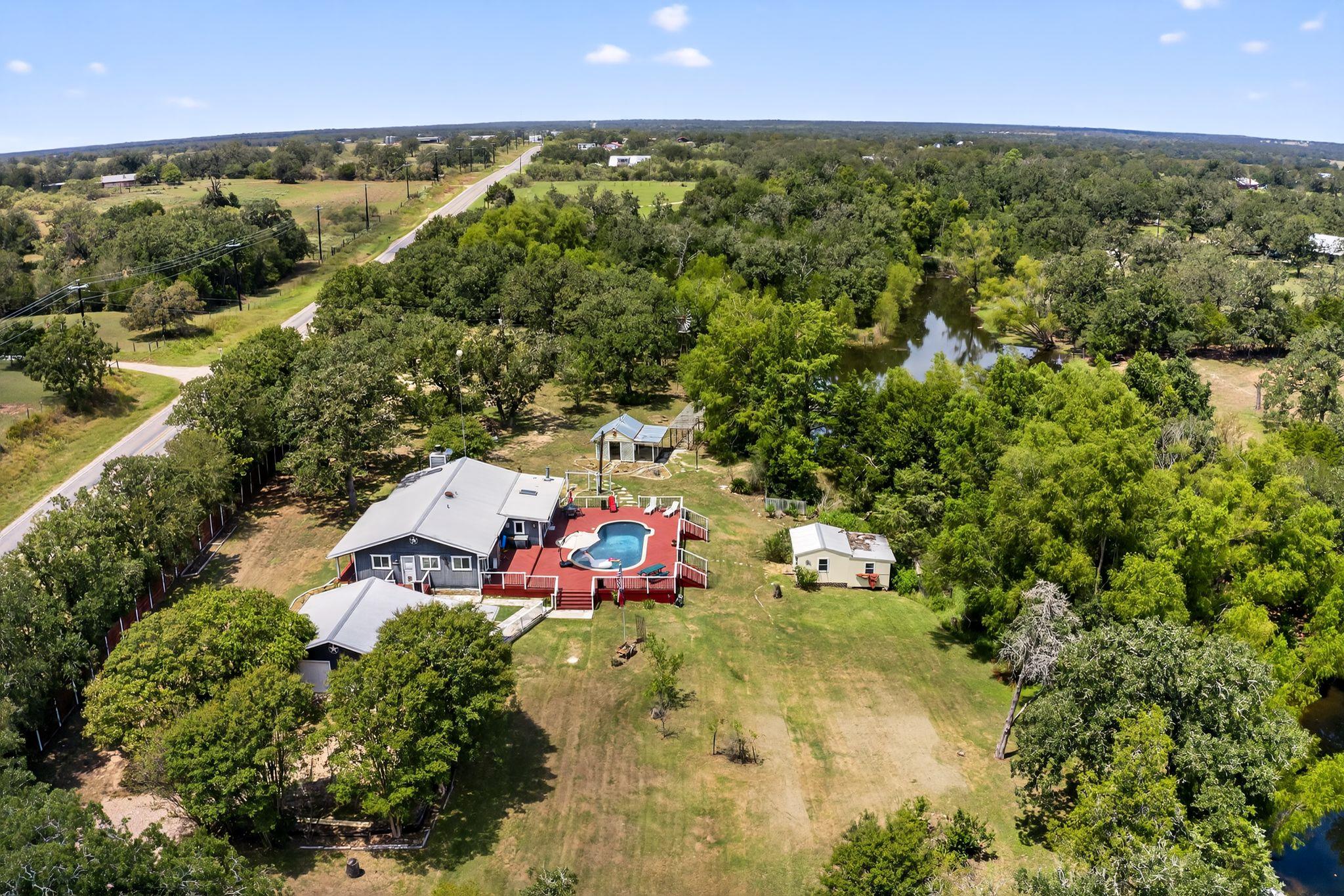 912 FM 812, Red Rock, TX 78662