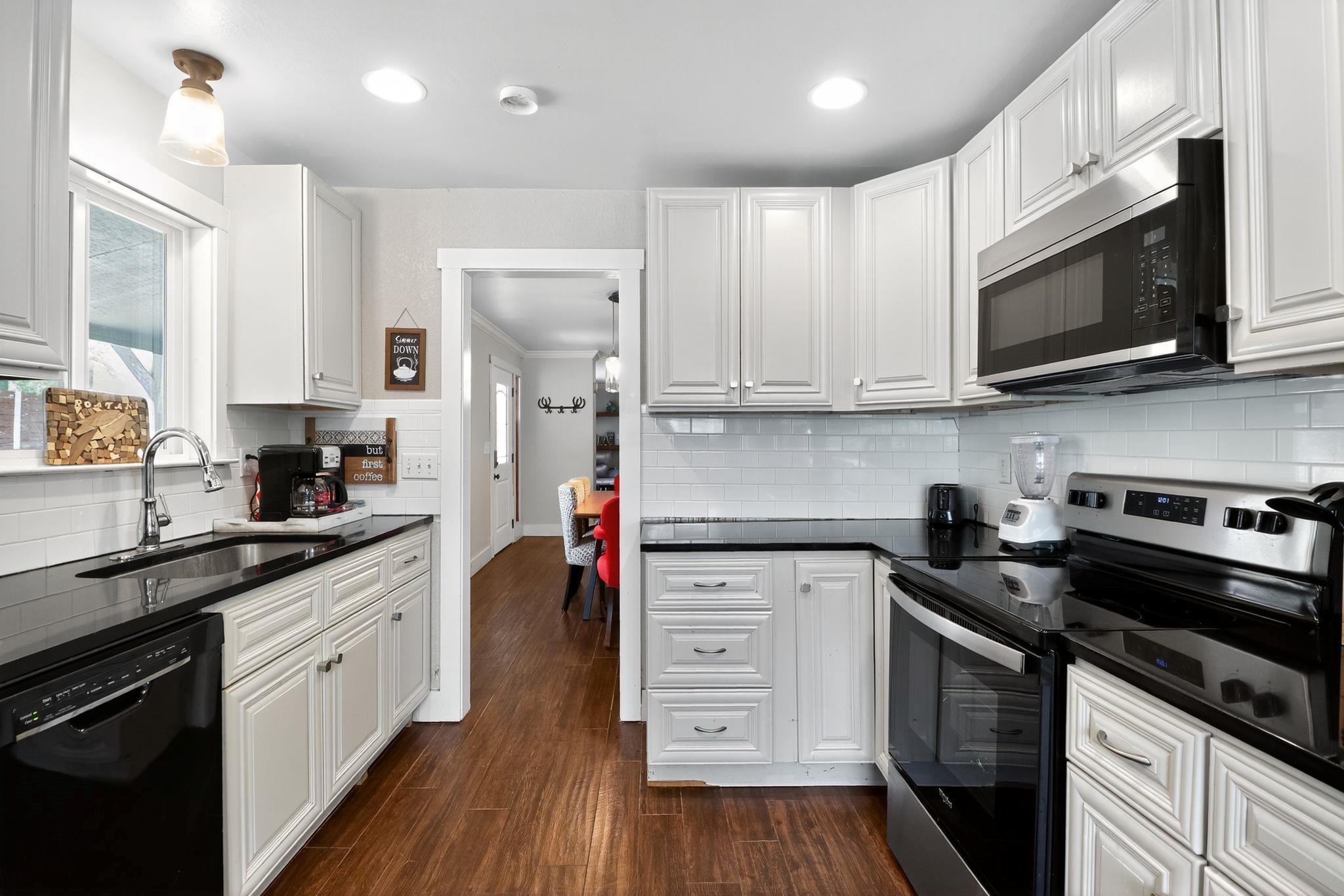 912 FM 812, Red Rock, TX 78662