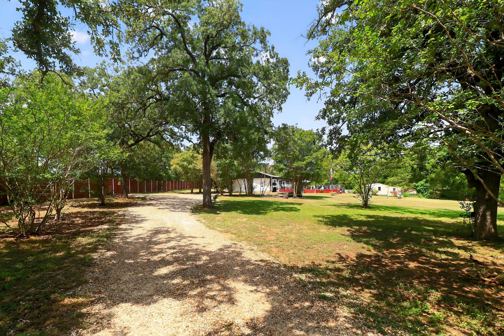 912 FM 812, Red Rock, TX 78662