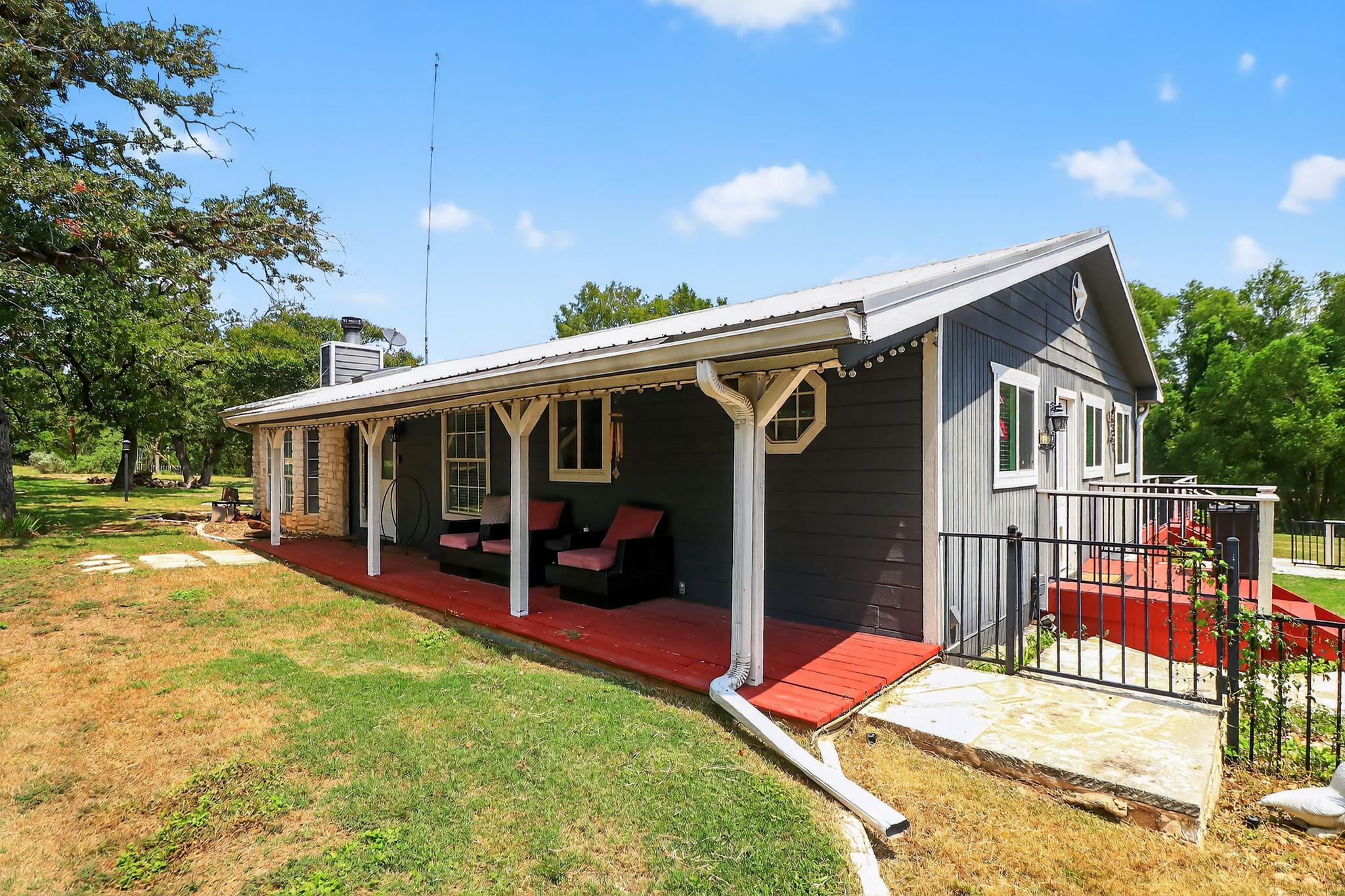 912 FM 812, Red Rock, TX 78662