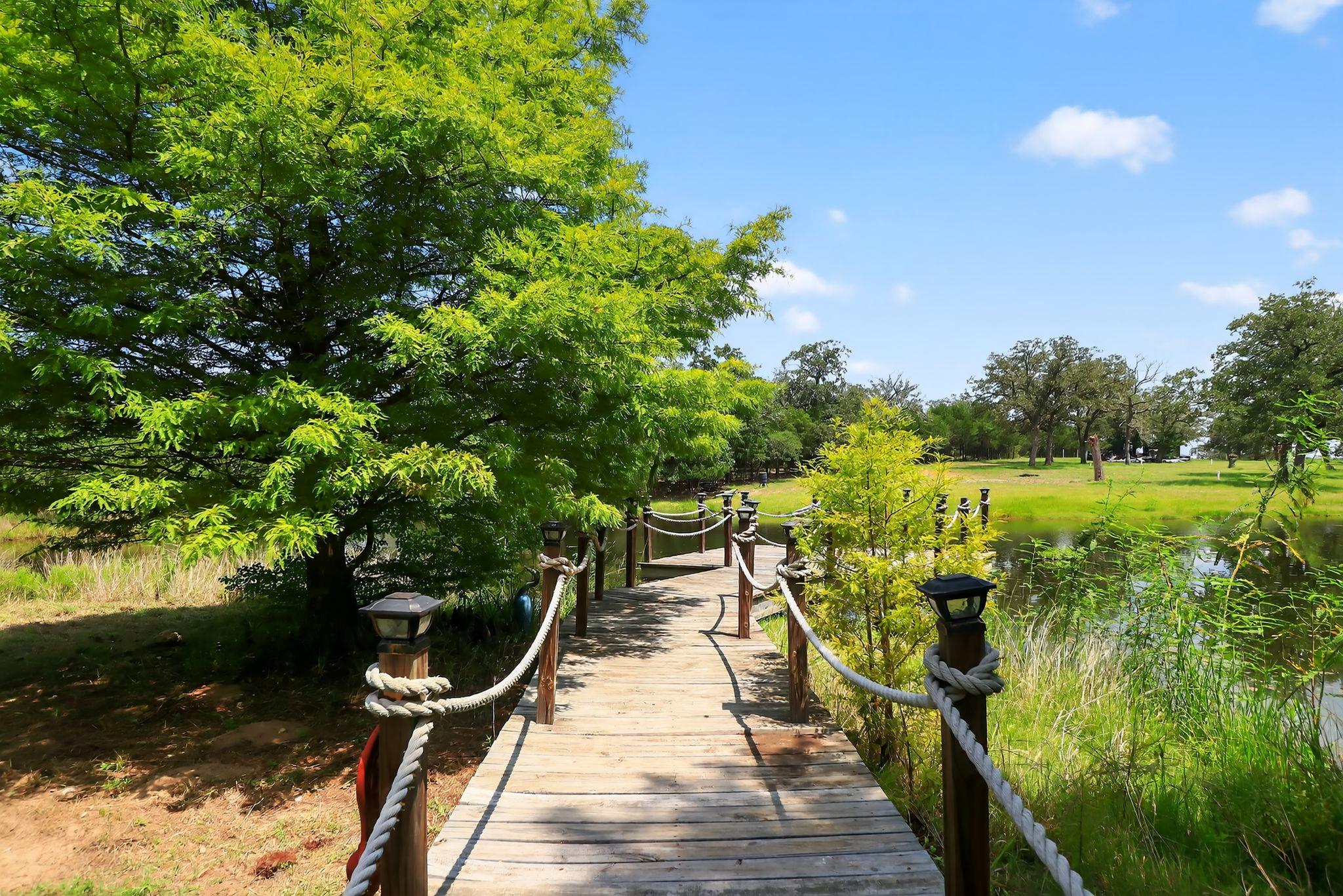 912 FM 812, Red Rock, TX 78662