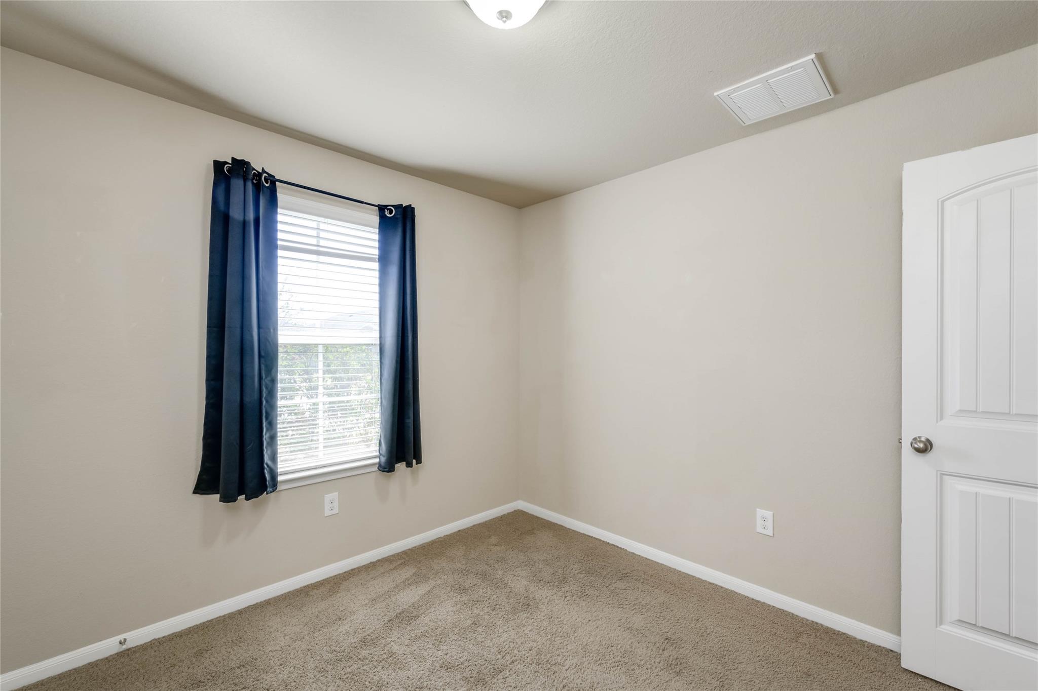 5800 Montrelia Dr, Austin, TX 78724