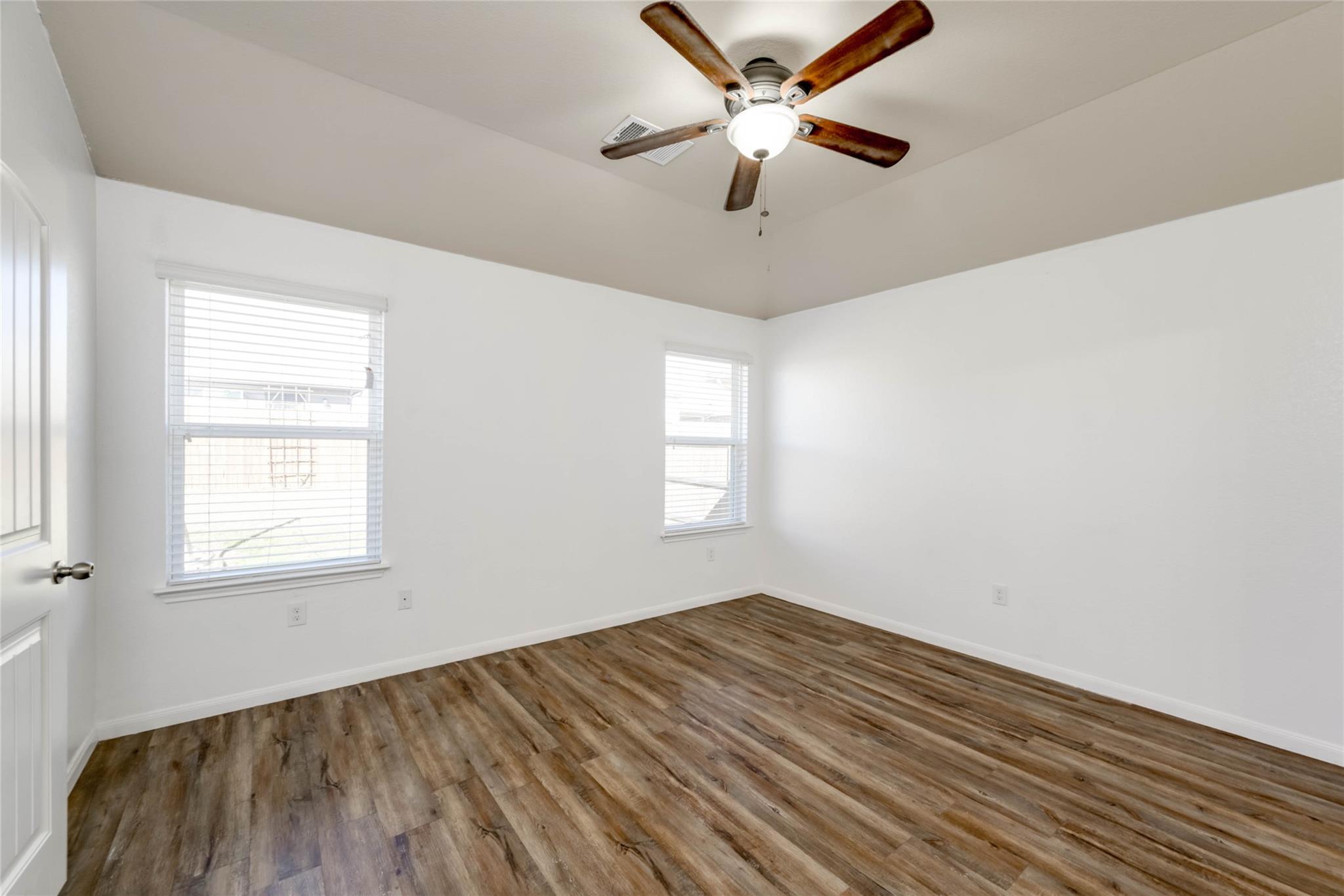 5800 Montrelia Dr, Austin, TX 78724