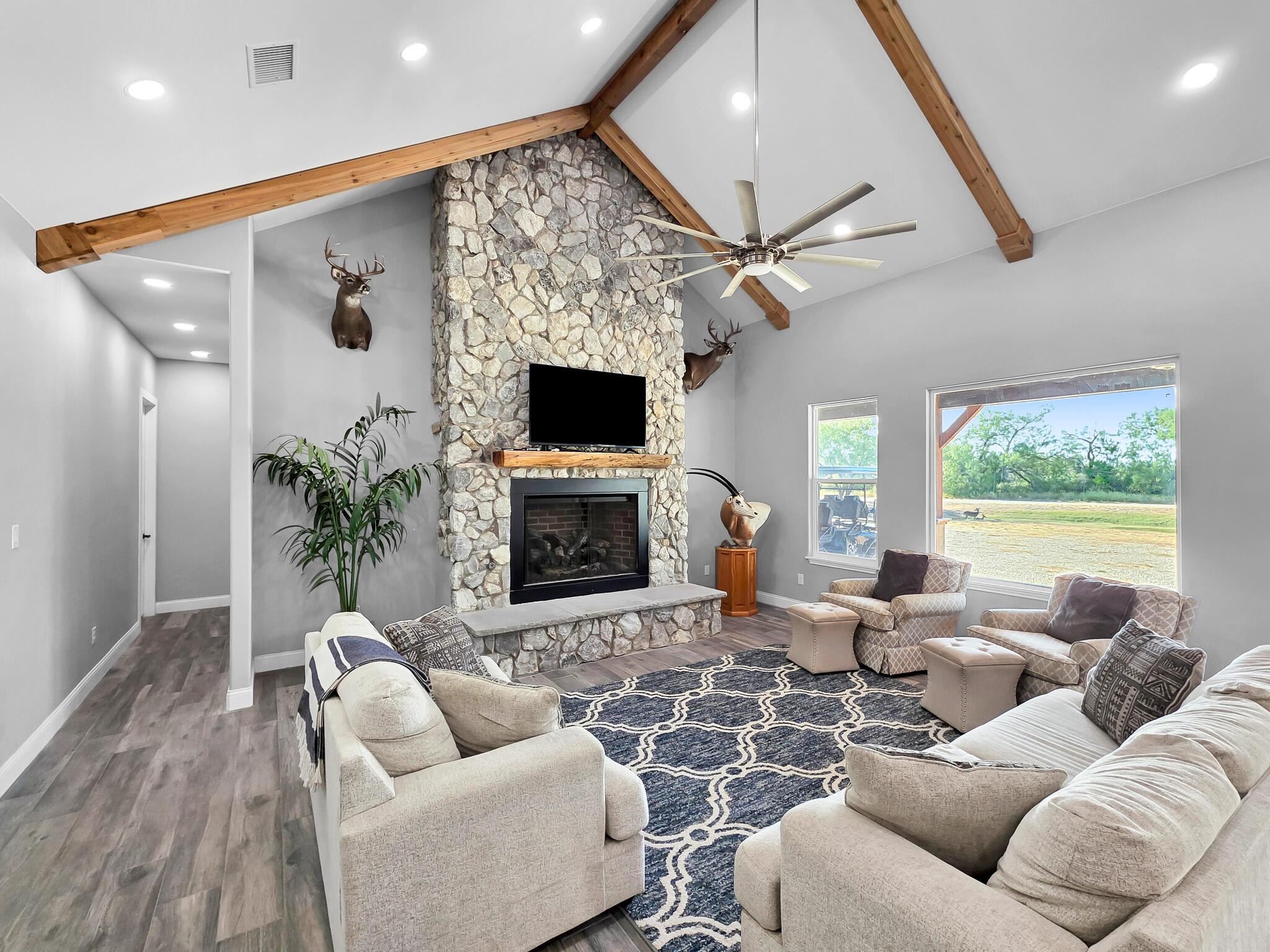 TBD FM 1986, Crystal City, TX 78872