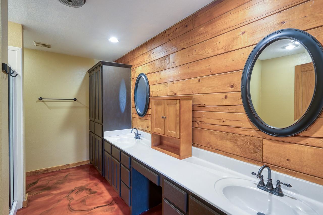 800 County Road 126, Georgetown, TX 78626