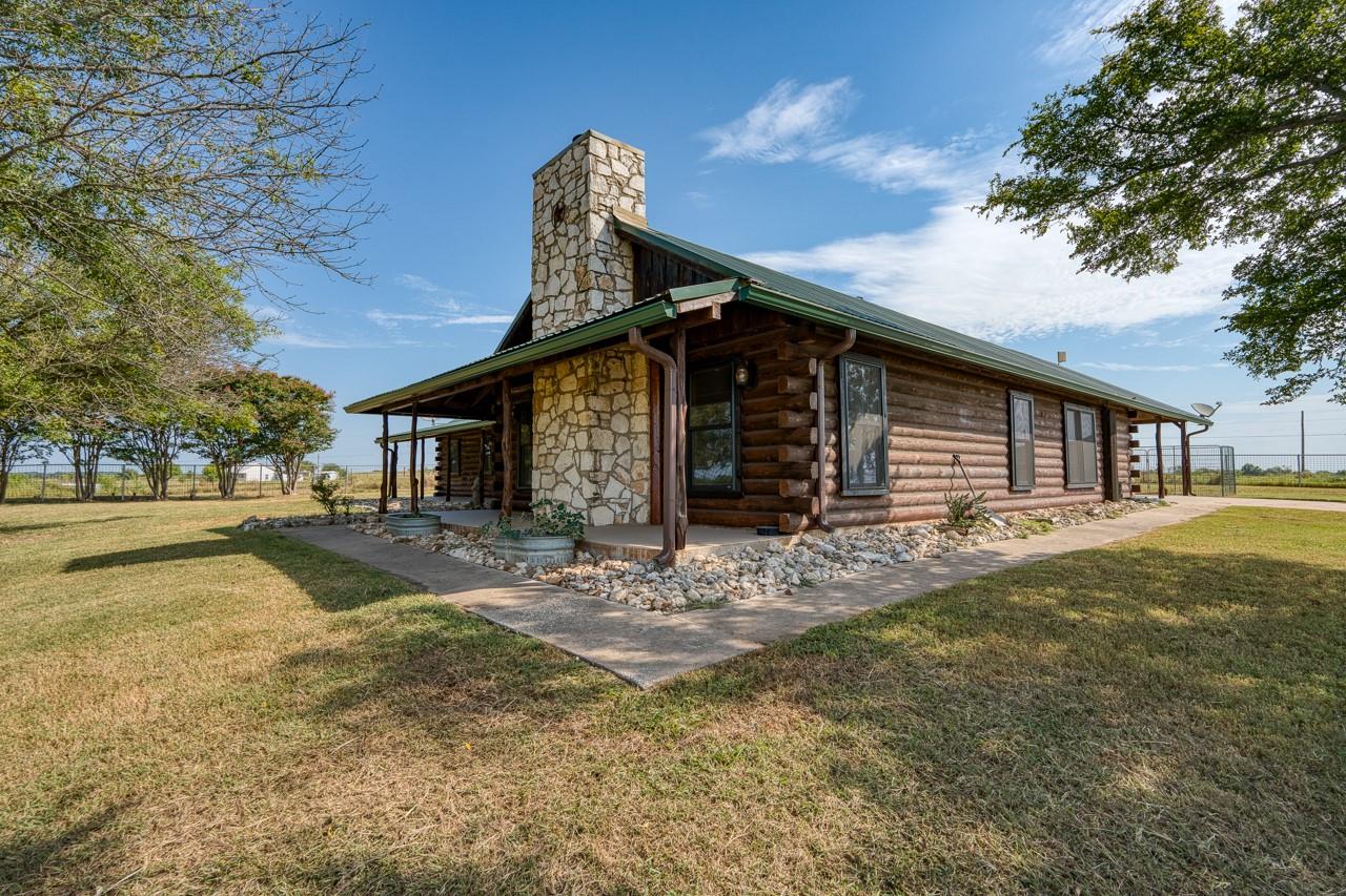 800 County Road 126, Georgetown, TX 78626