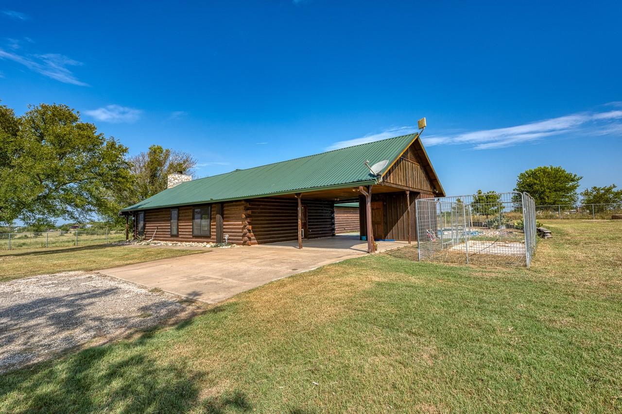 800 County Road 126, Georgetown, TX 78626