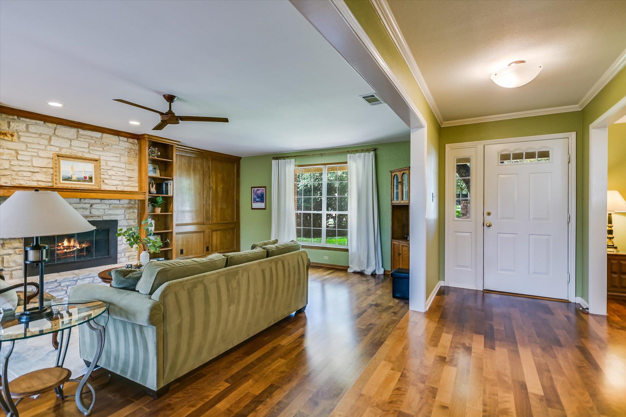 2007 Plumbrook Dr, Austin, TX 78746