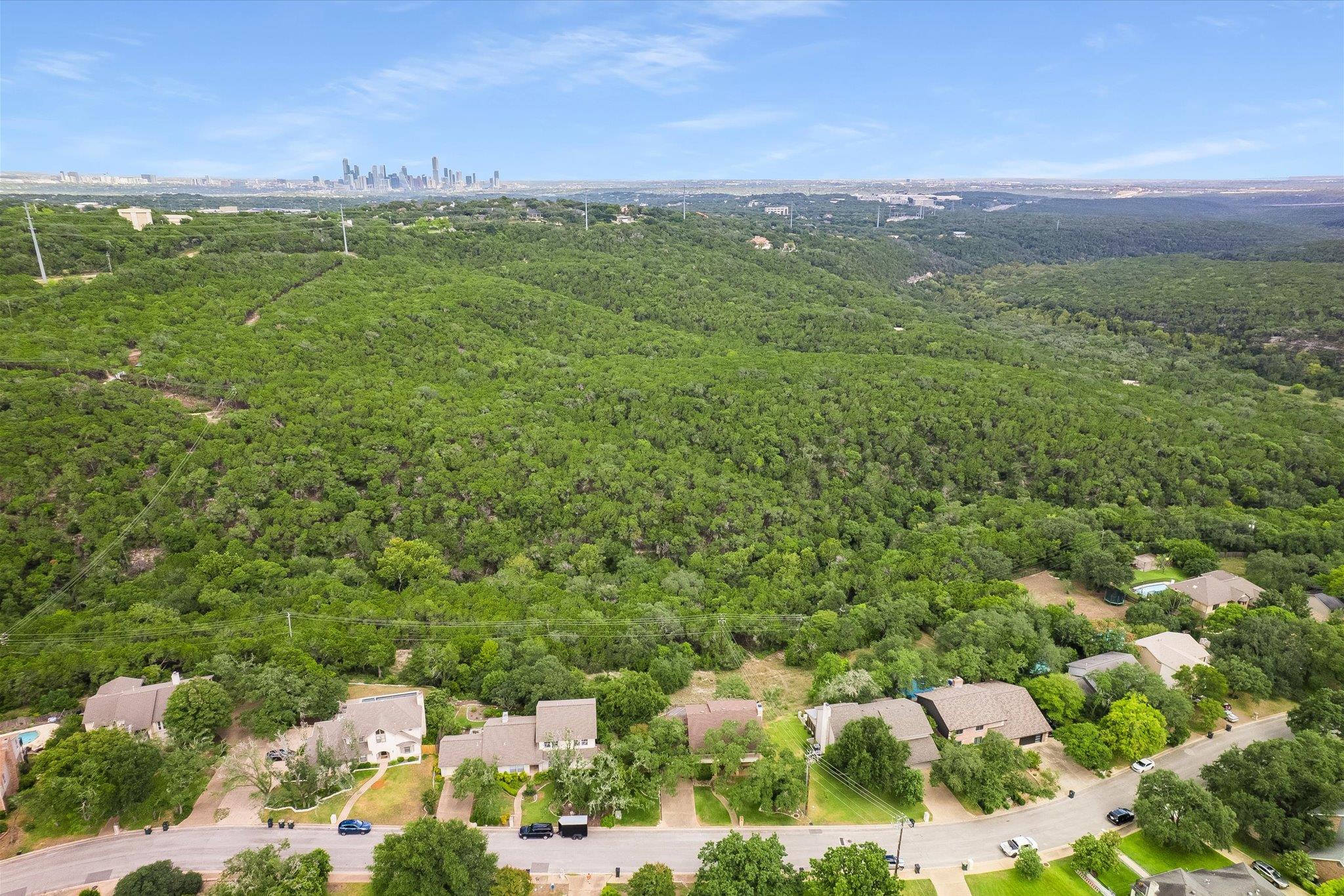 2007 Plumbrook Dr, Austin, TX 78746