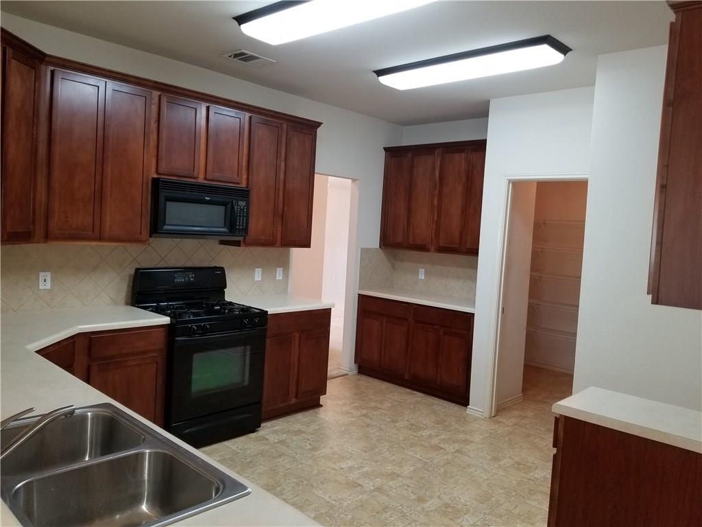 1421 Sweet Leaf Ln, Pflugerville, TX 78660