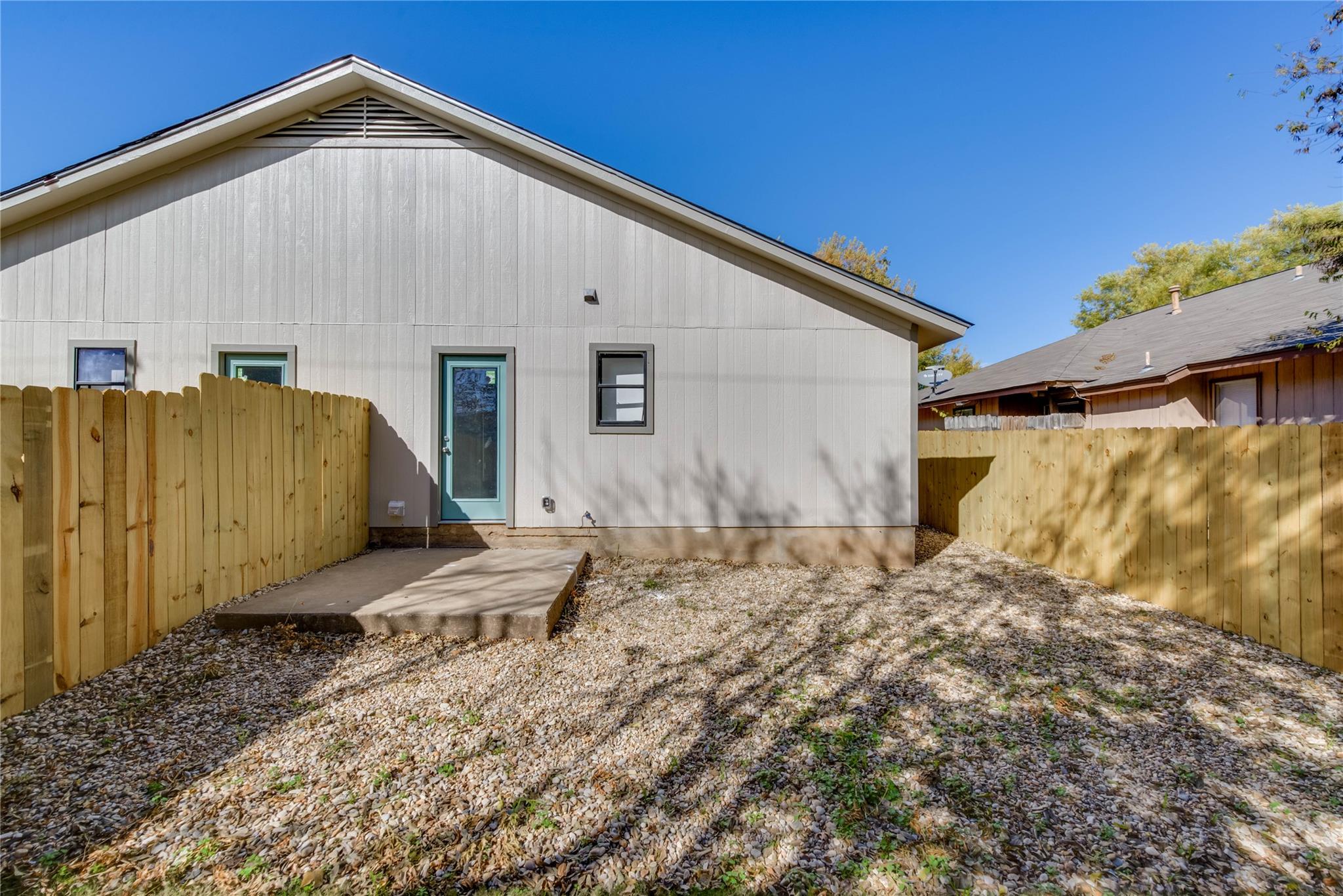 913 Chisholm Cv, Round Rock, TX 78681