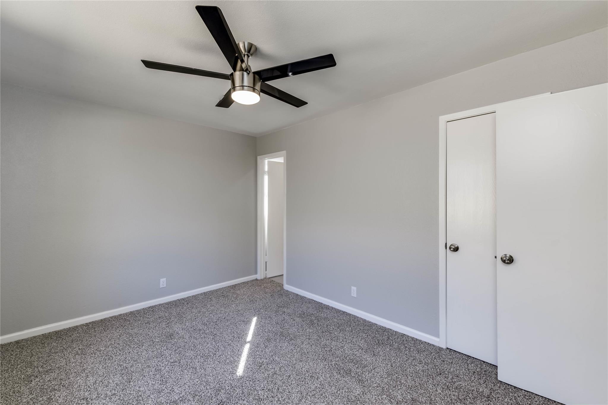 913 Chisholm Cv, Round Rock, TX 78681